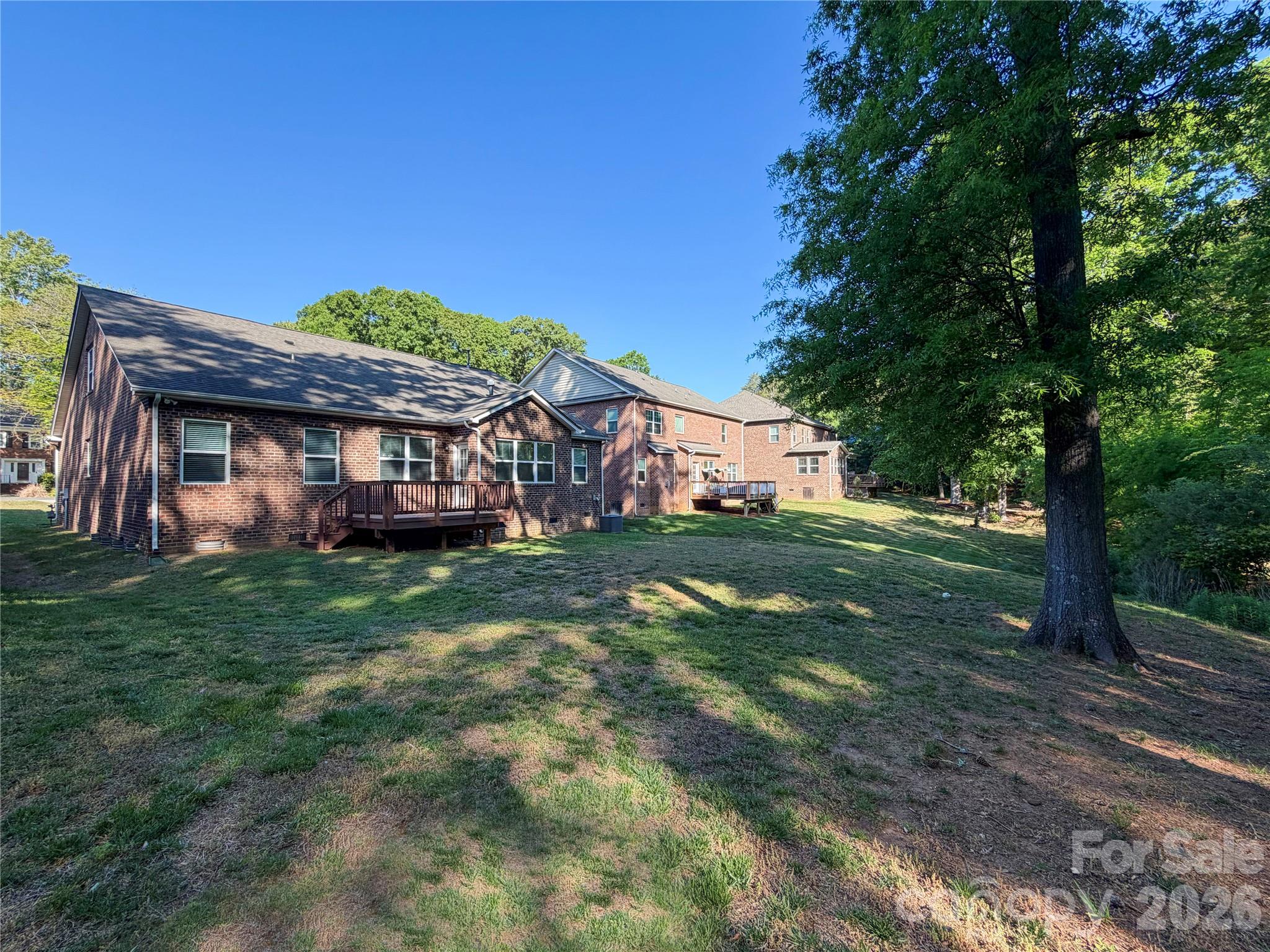 10313 Woodview Circle — Charlotte