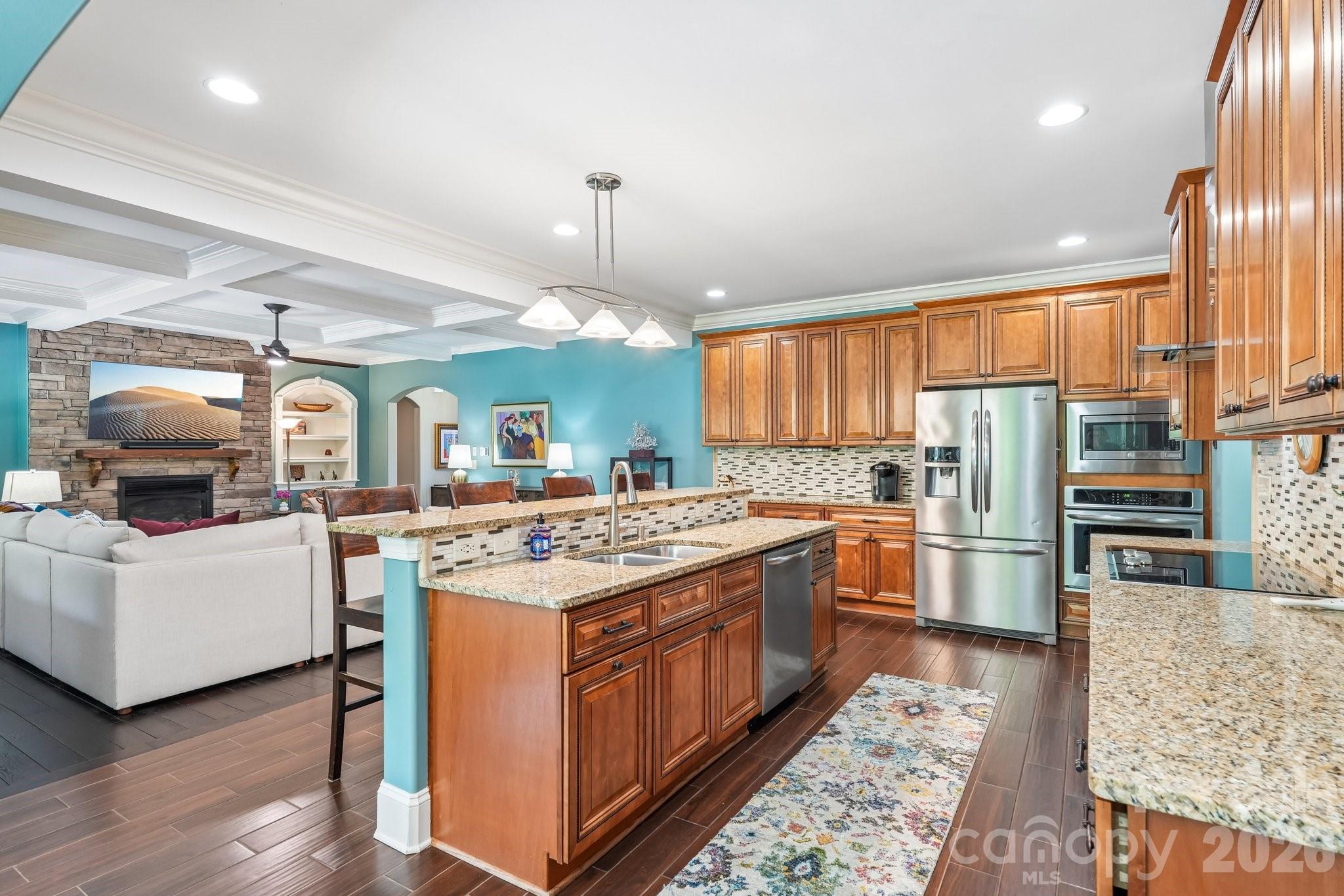 2032 Eaton Road — Charlotte