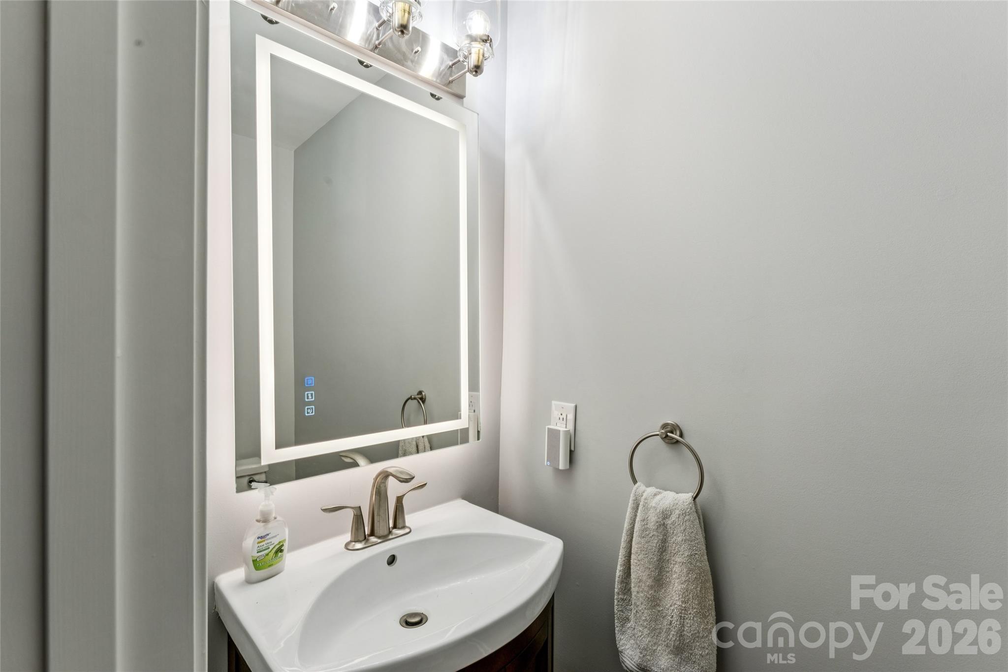 3252 Heathstead Place — Charlotte