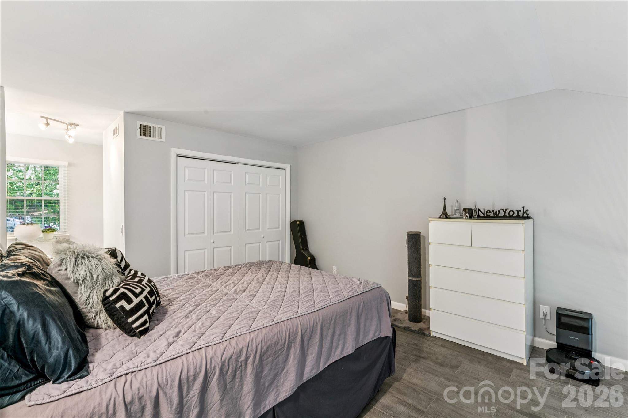 3252 Heathstead Place — Charlotte