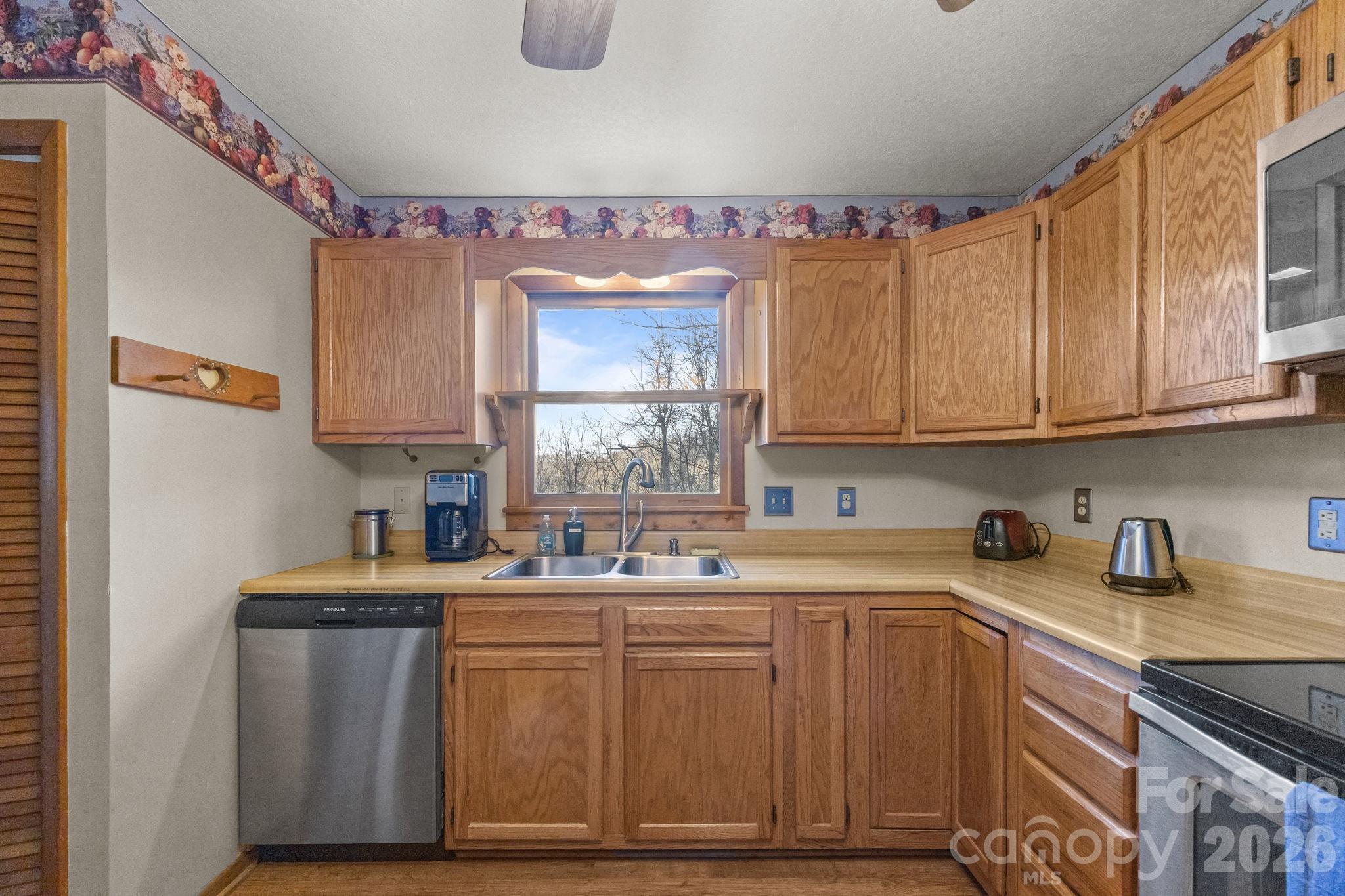 959 Plott Balsam Road — Maggie Valley