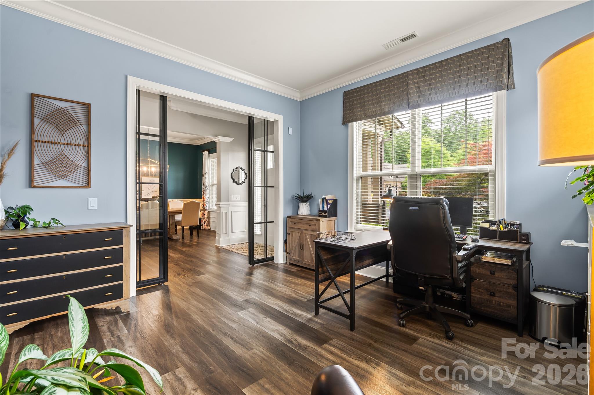 393 Vine Street — Indian Land