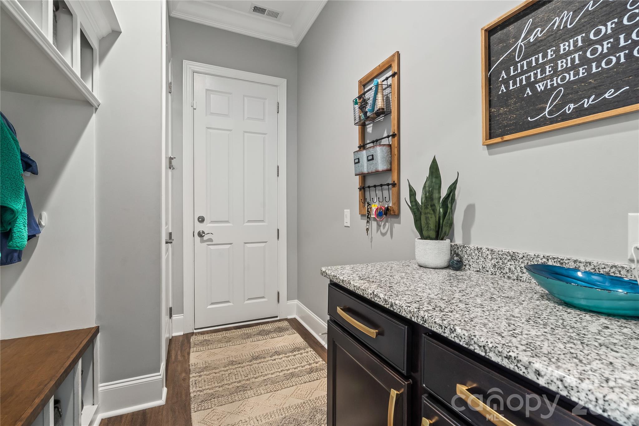 393 Vine Street — Indian Land