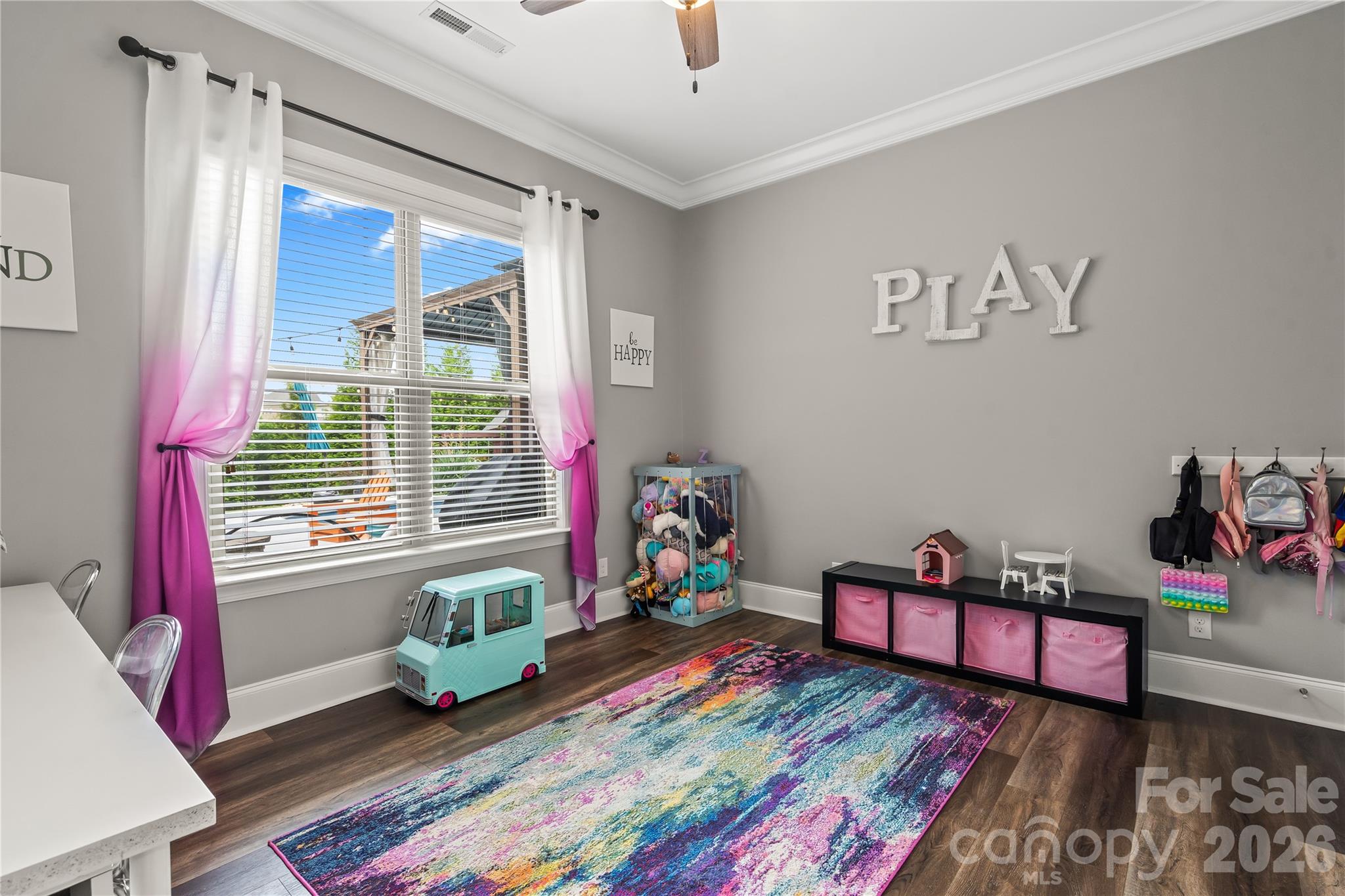 393 Vine Street — Indian Land