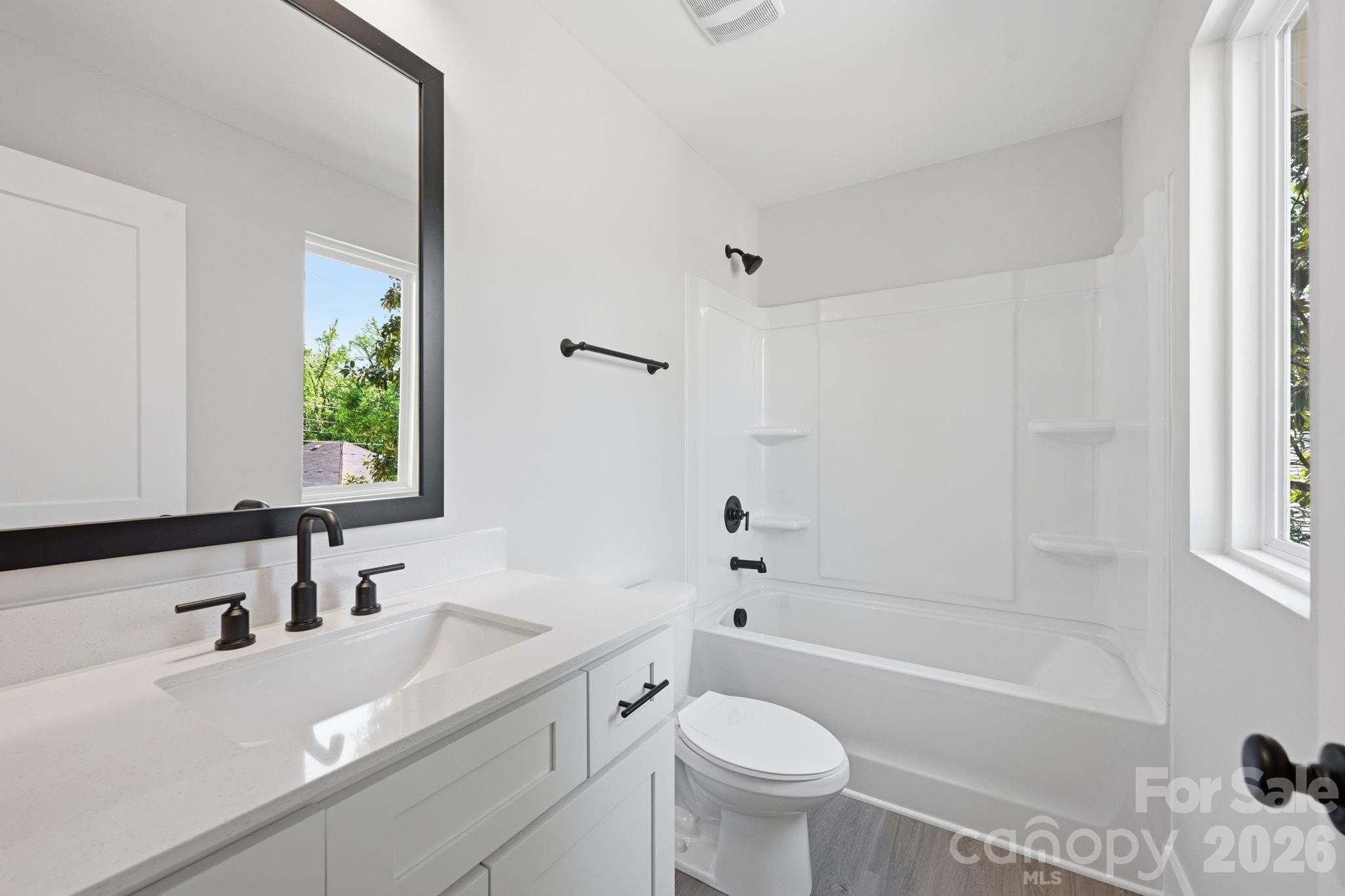 1534 W Horah Street — Salisbury