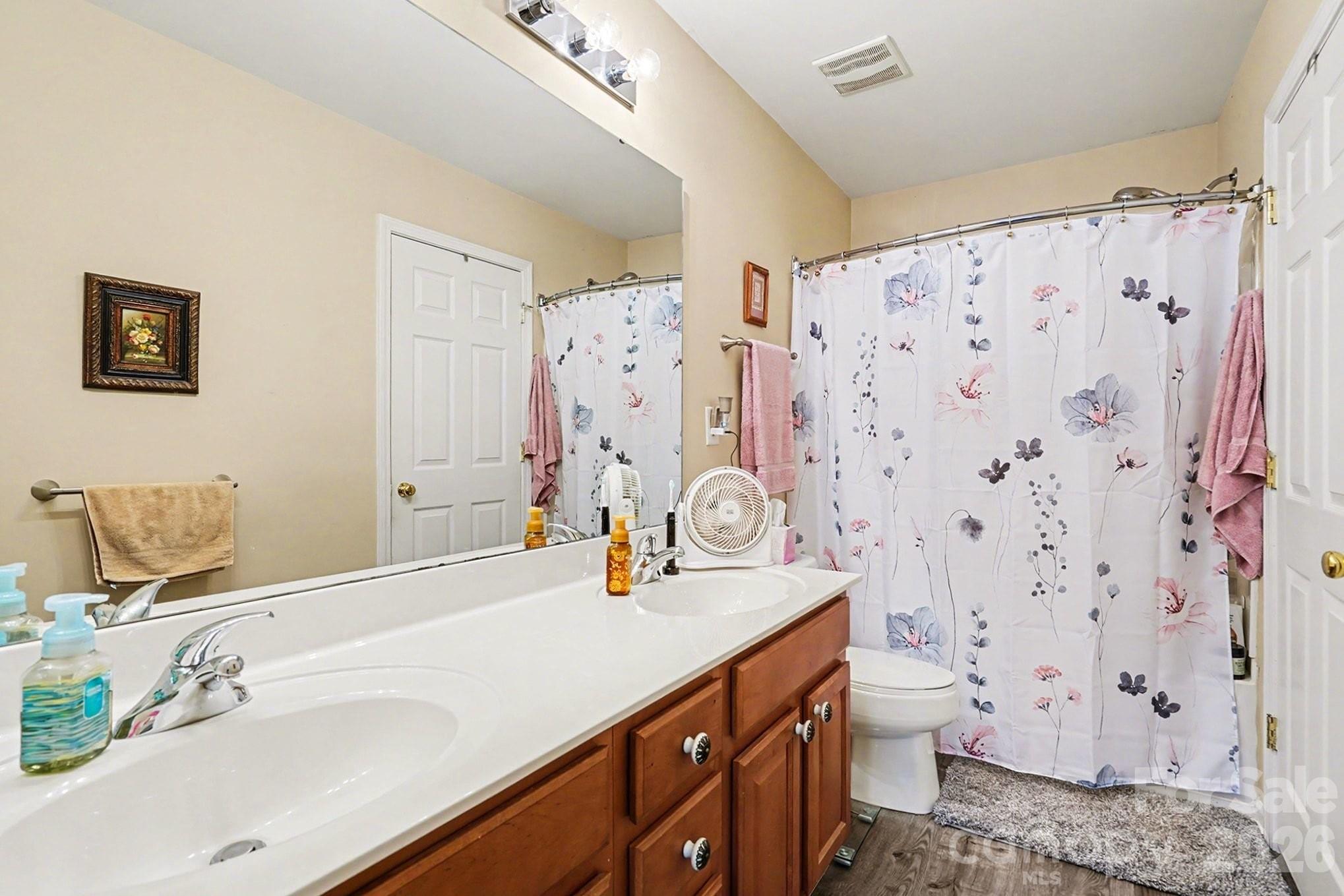747 Rock Lake Glen — Fort Mill