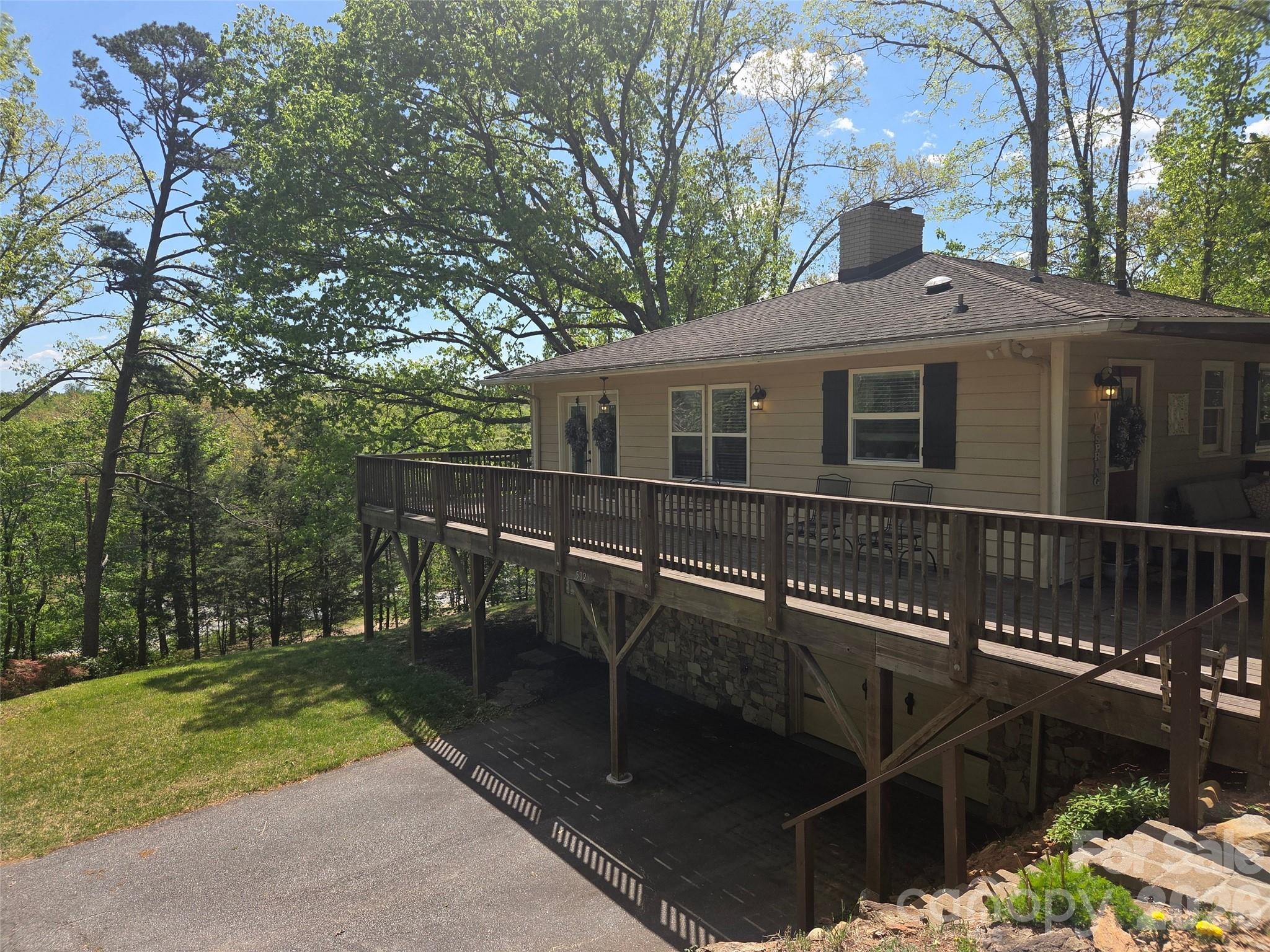 502 Long Shoals Road — Arden
