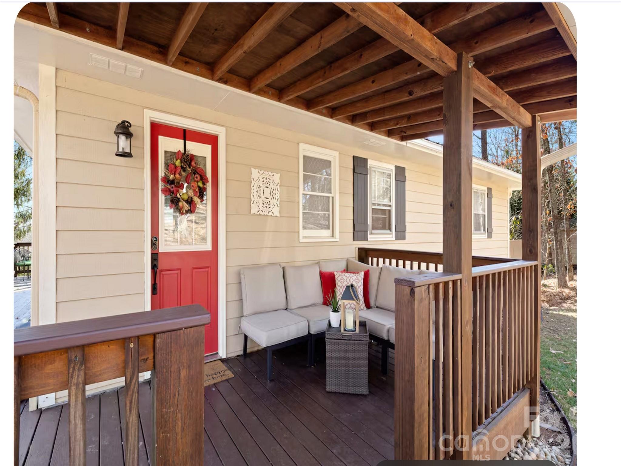 502 Long Shoals Road — Arden