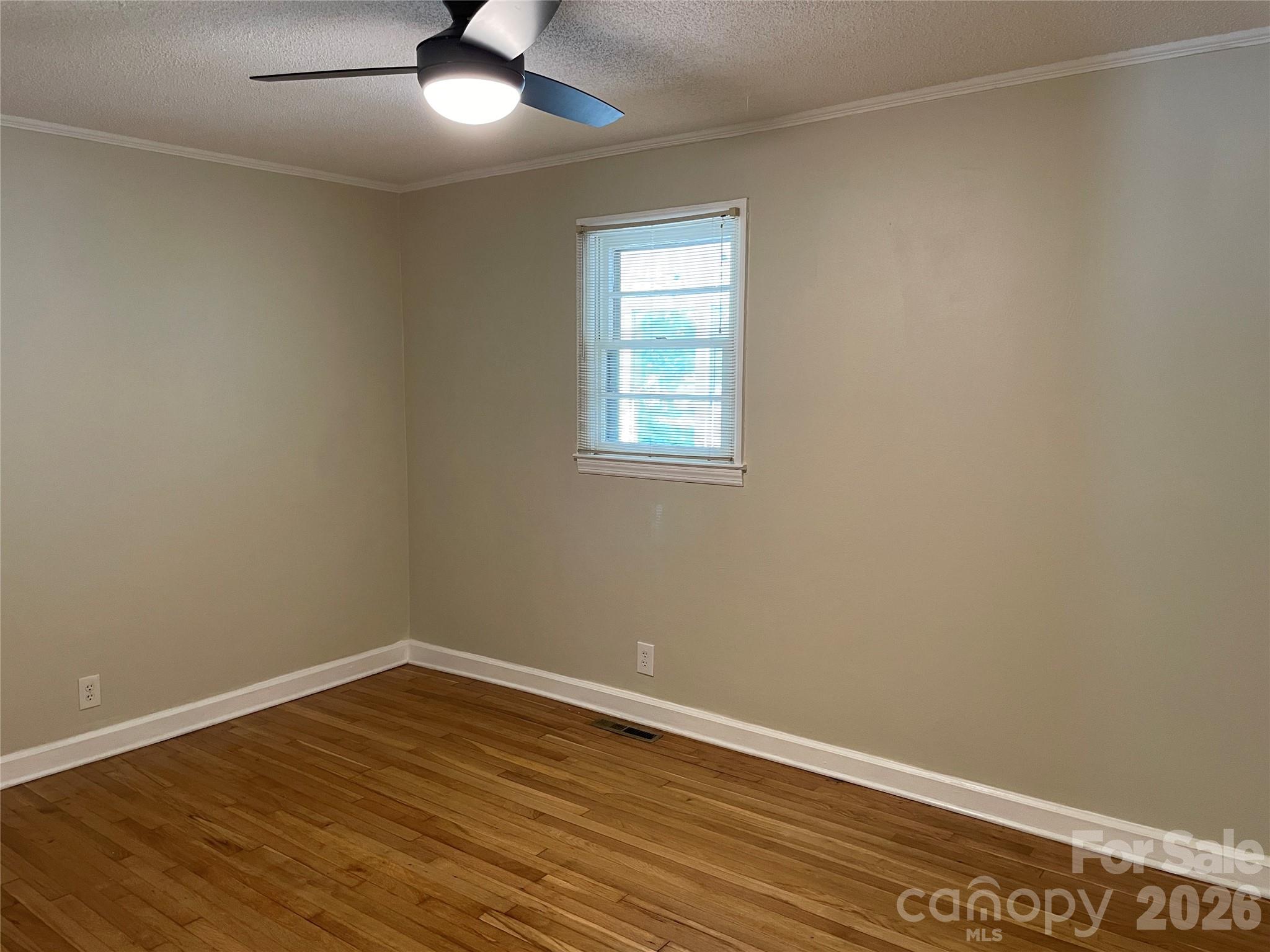 1748 Old West Lane — Gastonia