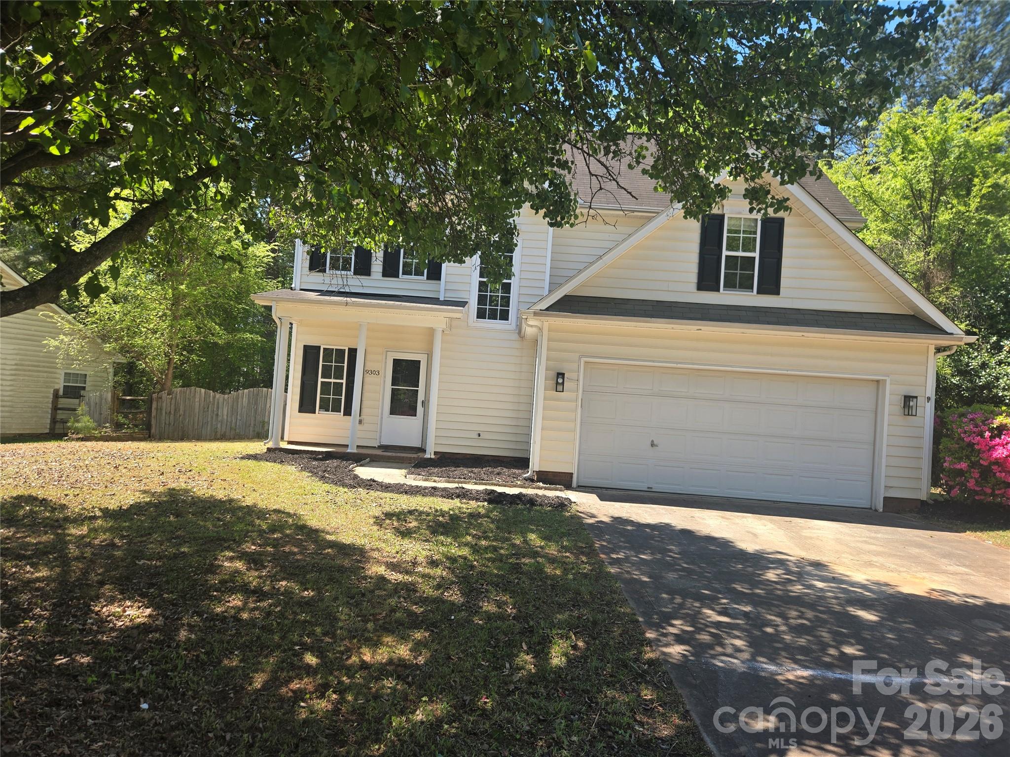 9303 Highrock Drive — Waxhaw