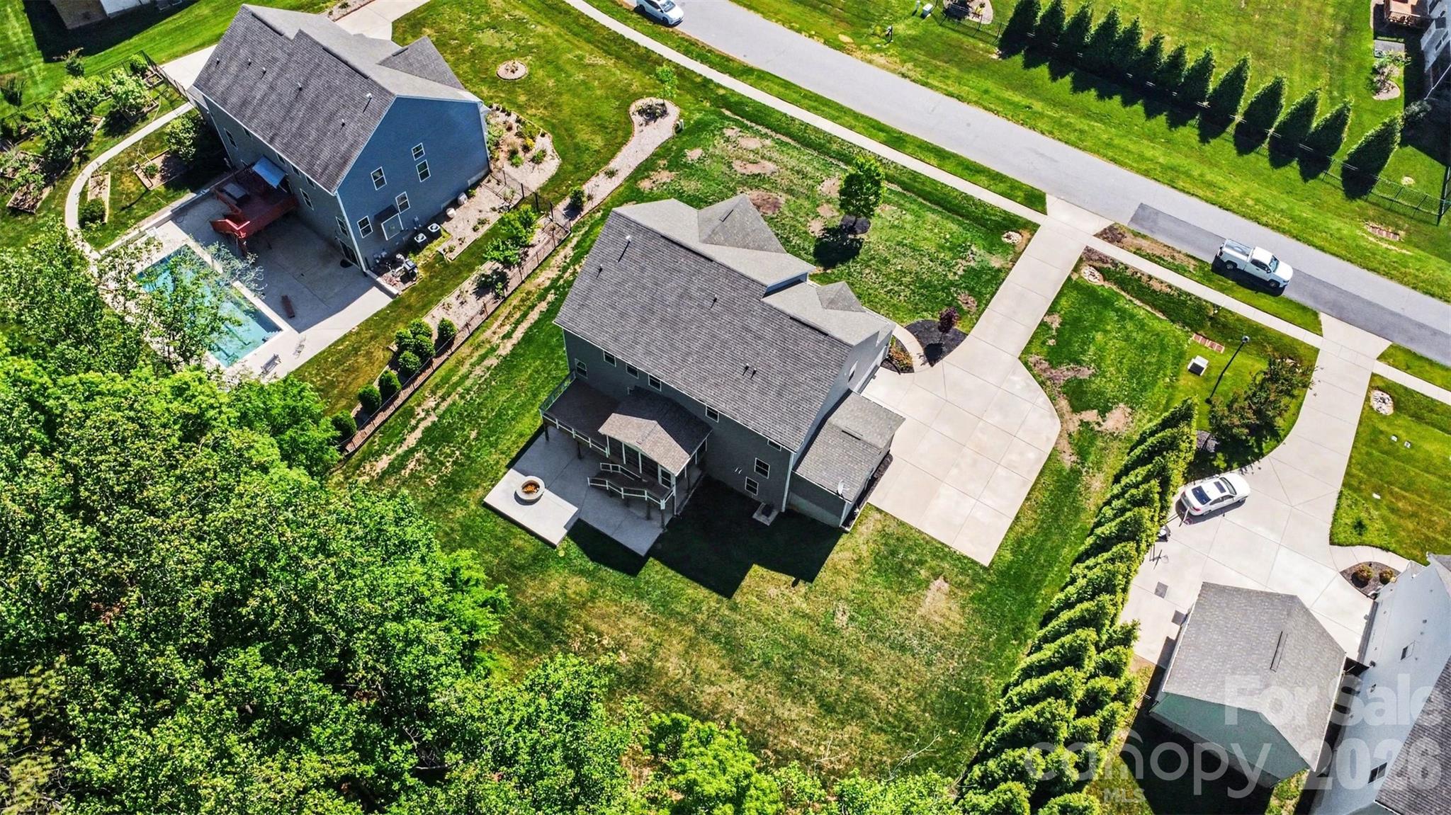824 Abbeywood Drive — Waxhaw
