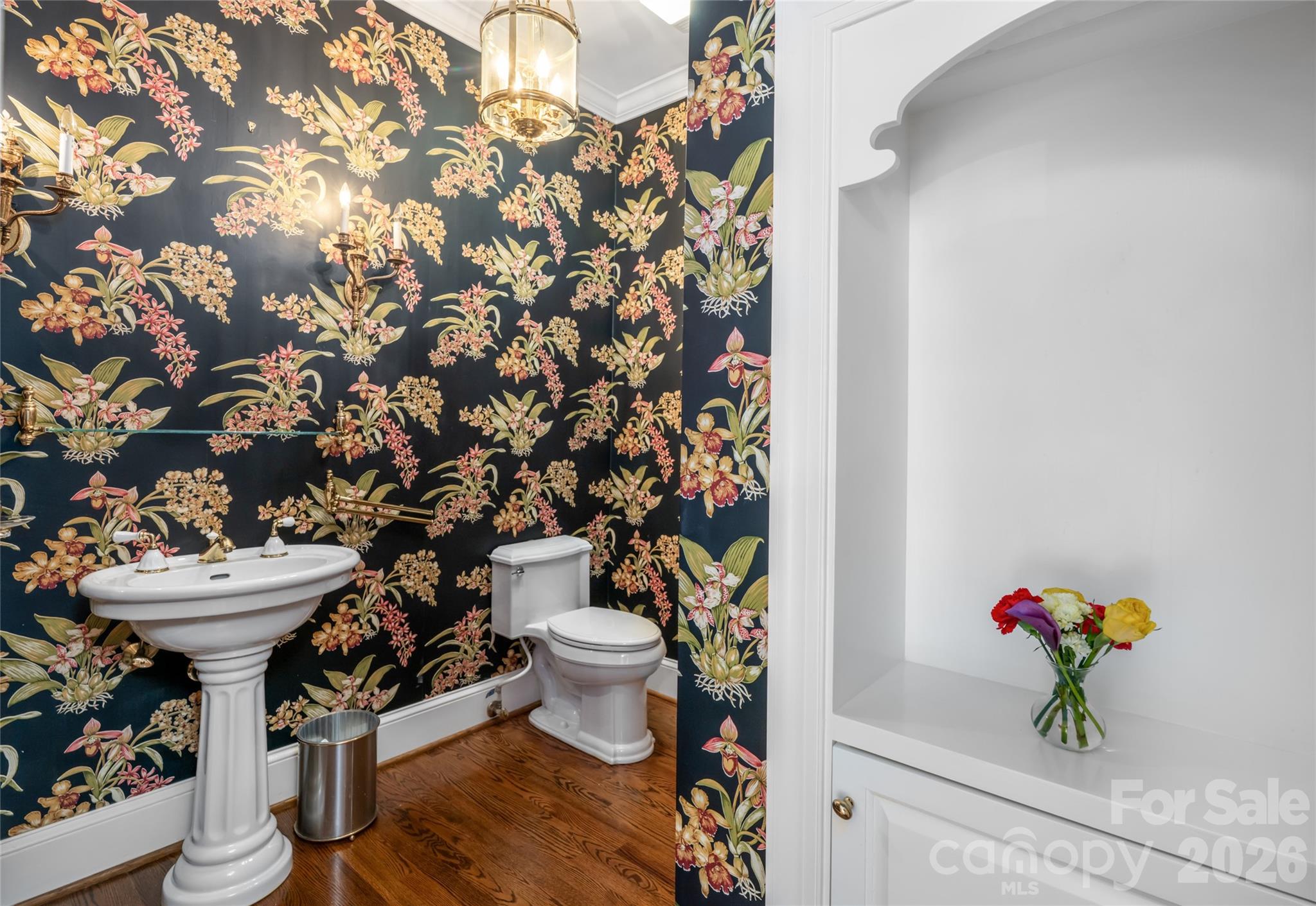 14 Brookside Road — Asheville