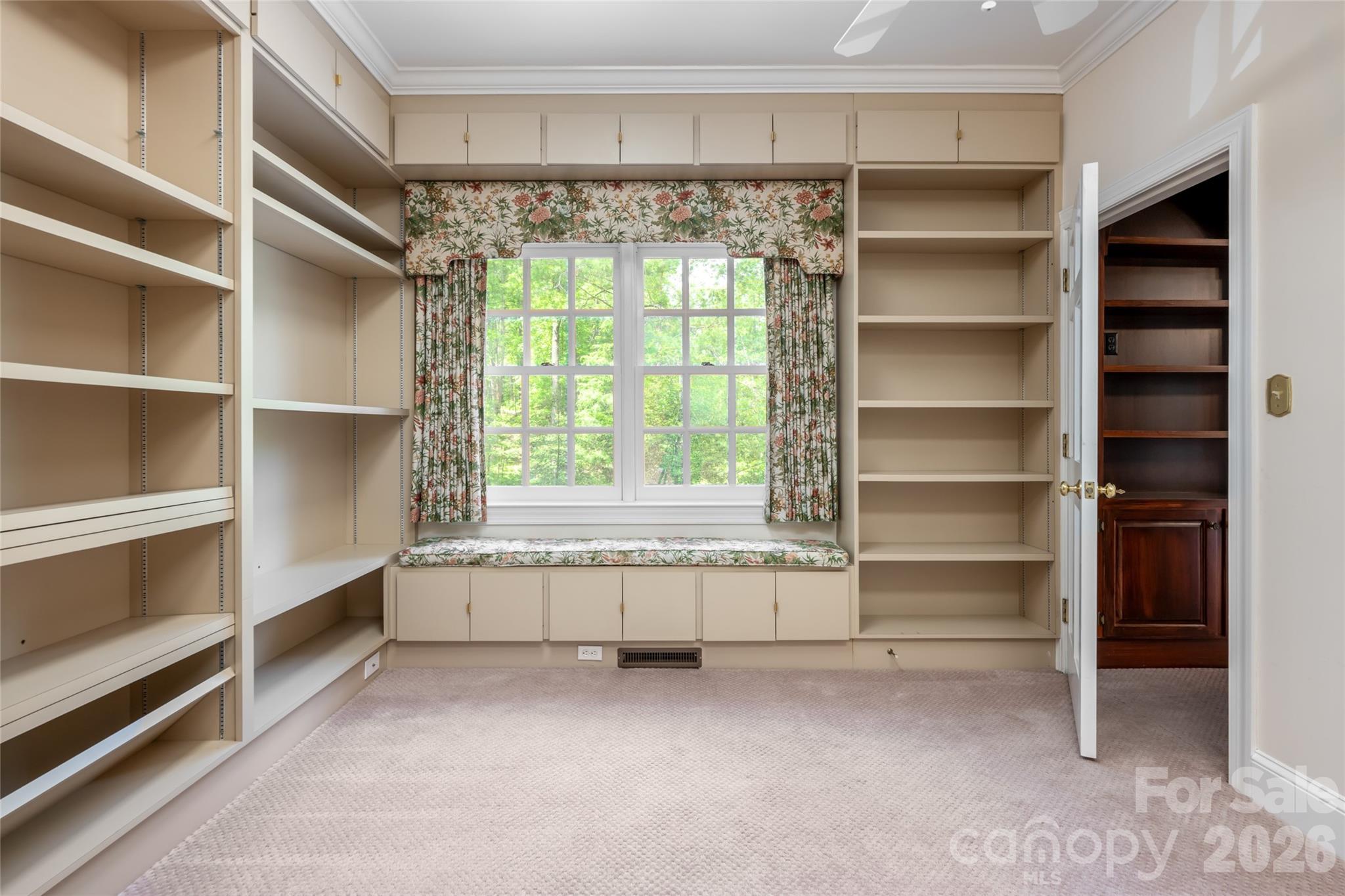 14 Brookside Road — Asheville