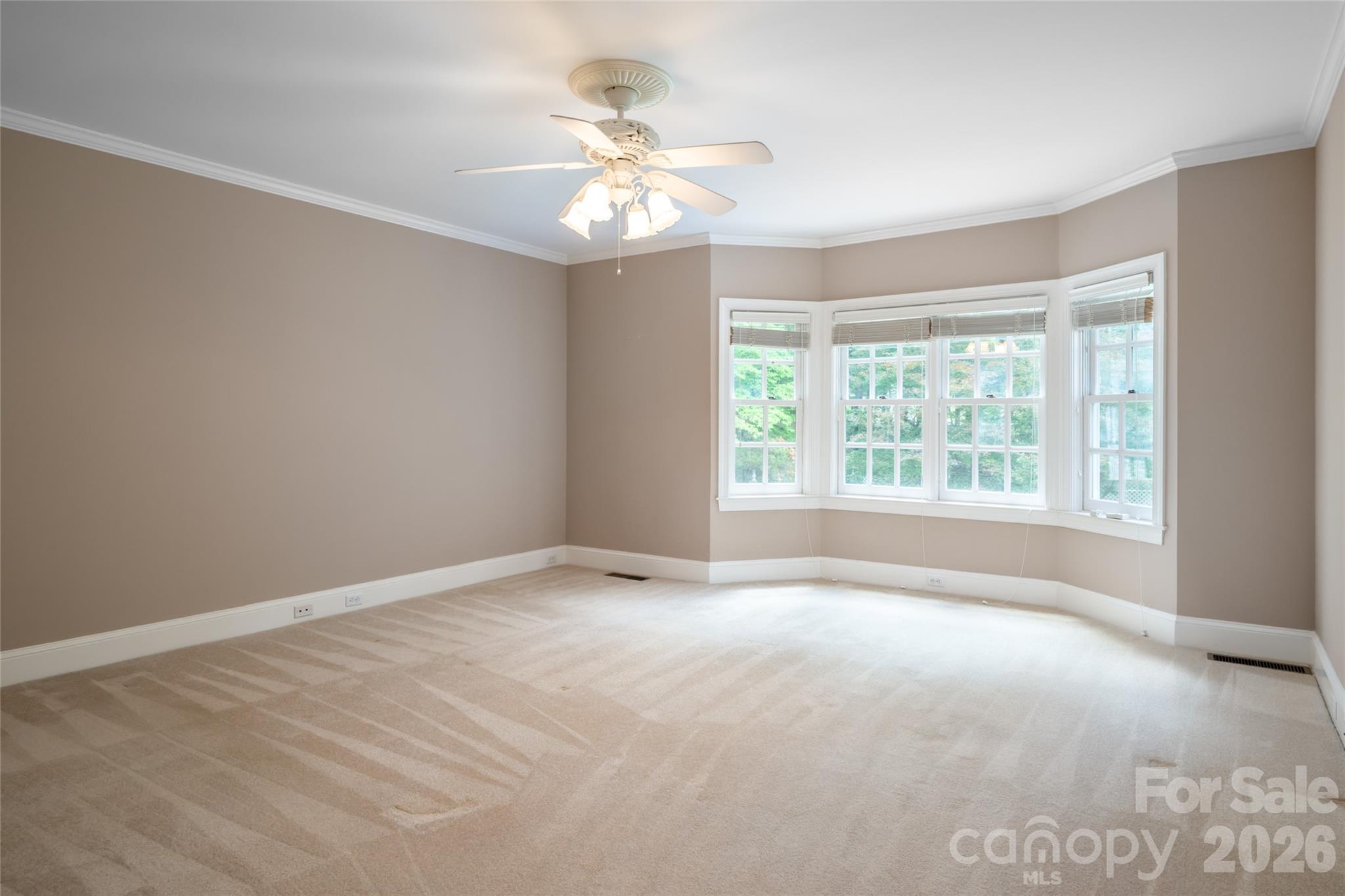 14 Brookside Road — Asheville