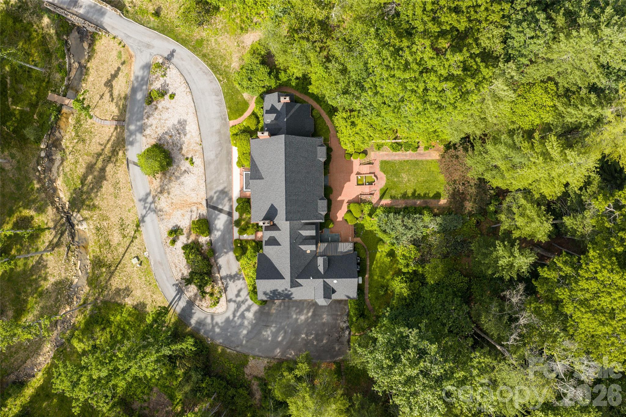 14 Brookside Road — Asheville