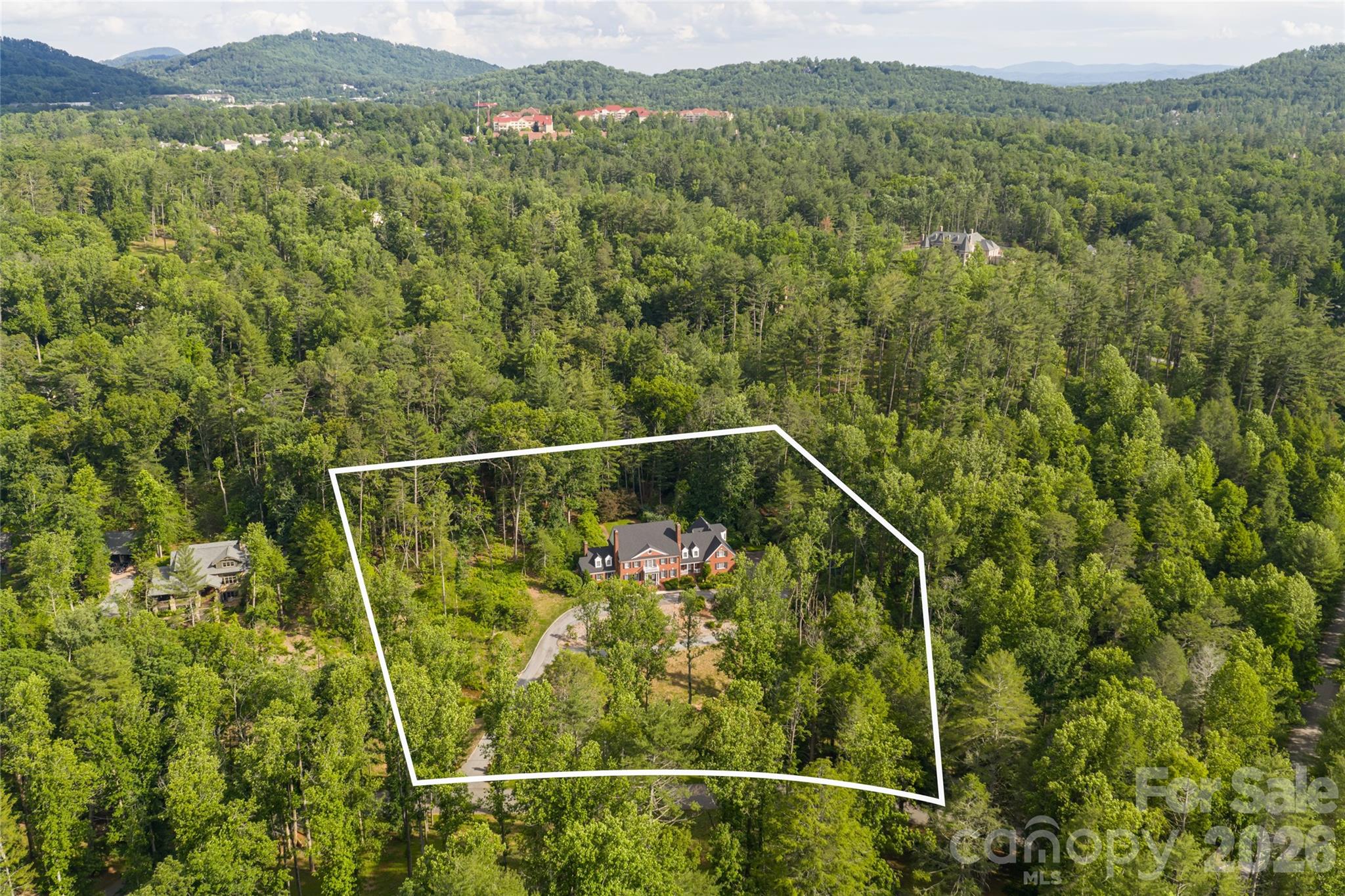 14 Brookside Road — Asheville