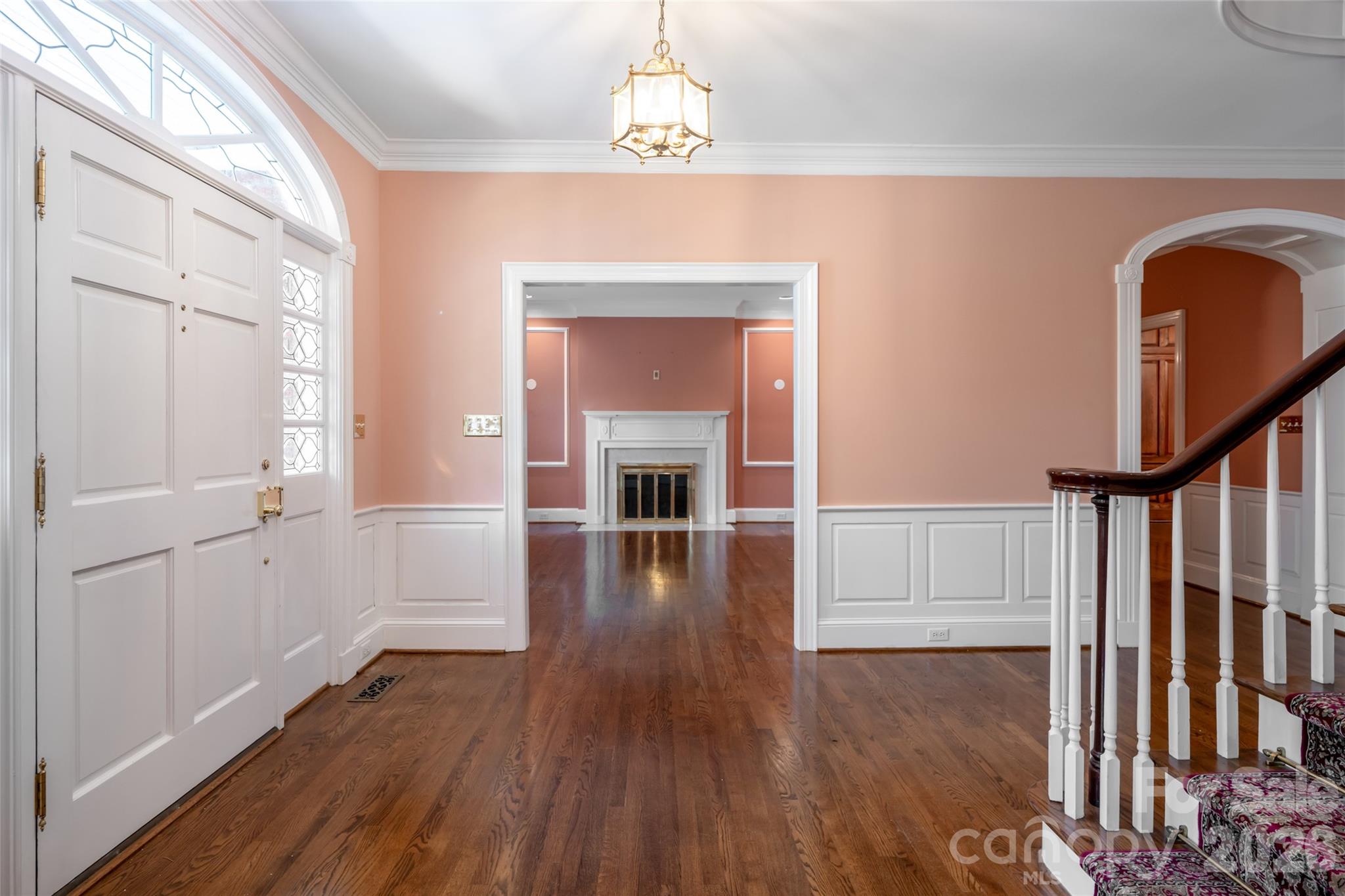 14 Brookside Road — Asheville