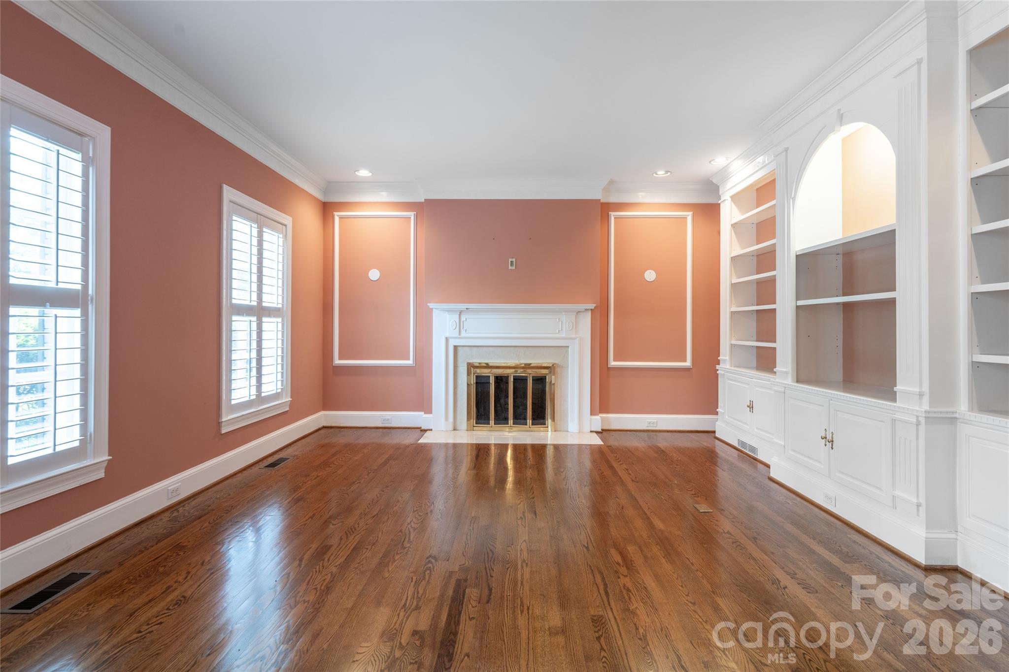 14 Brookside Road — Asheville