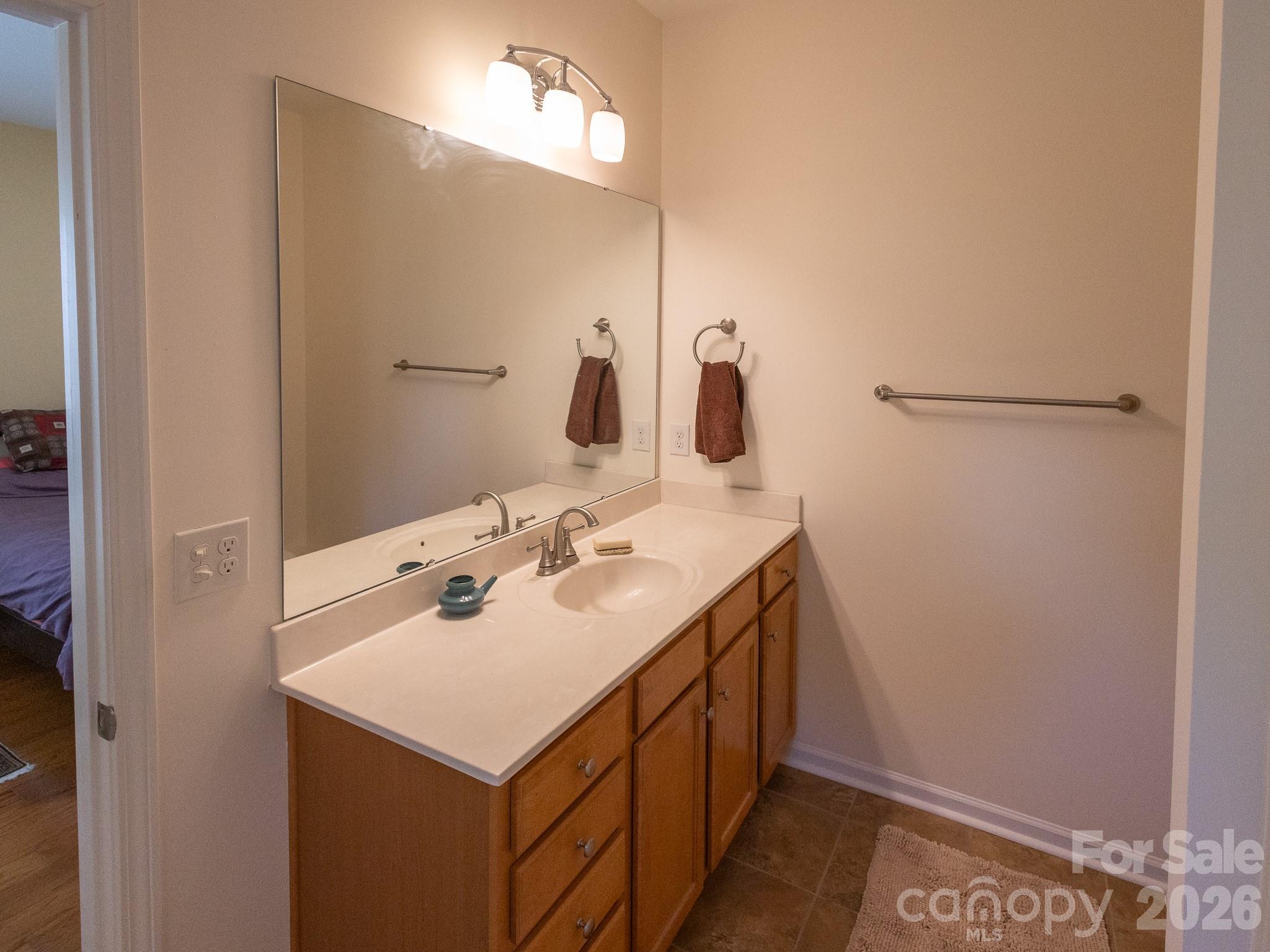 128 Lower Grassy Branch Road — Asheville