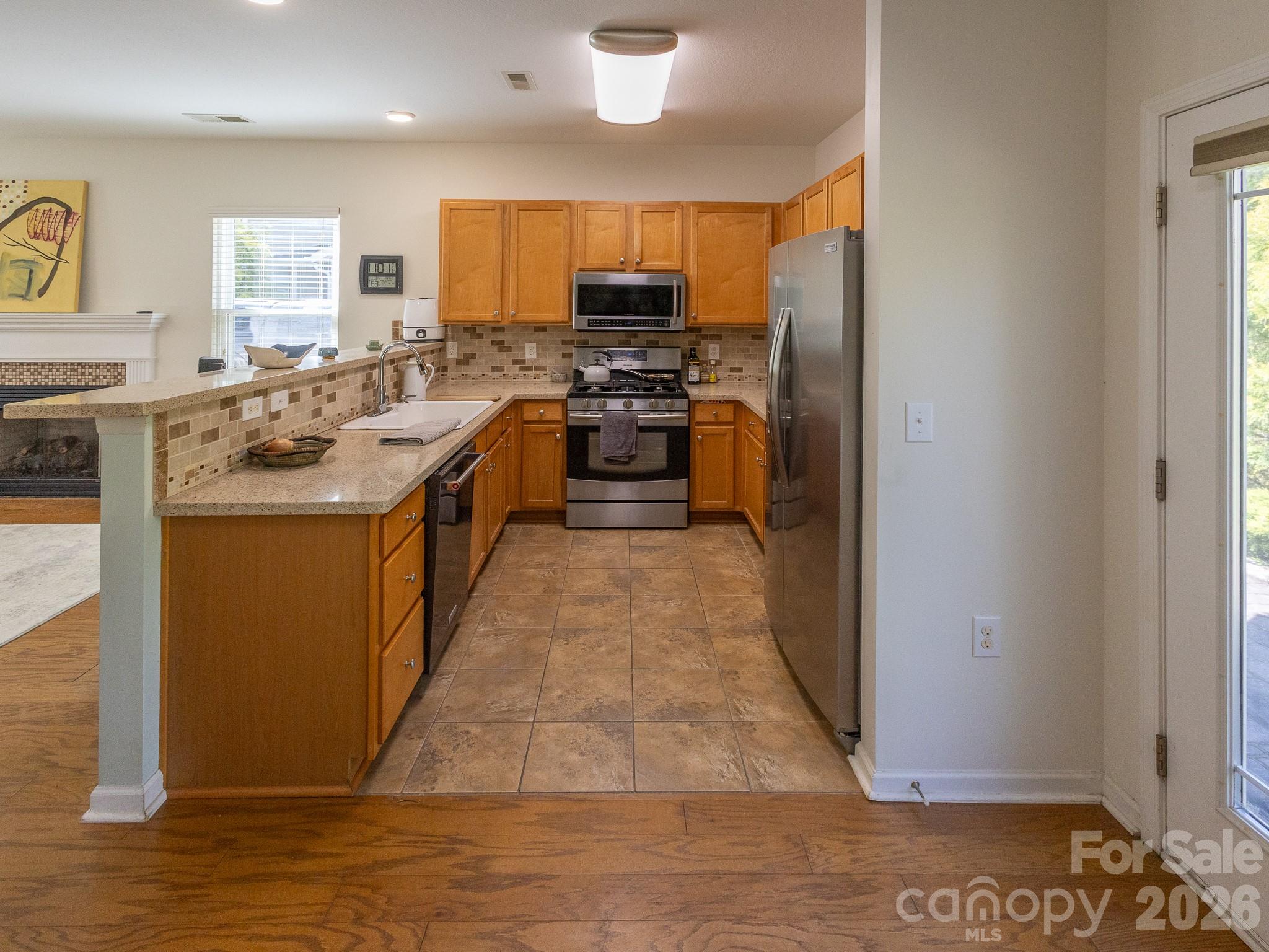 128 Lower Grassy Branch Road — Asheville