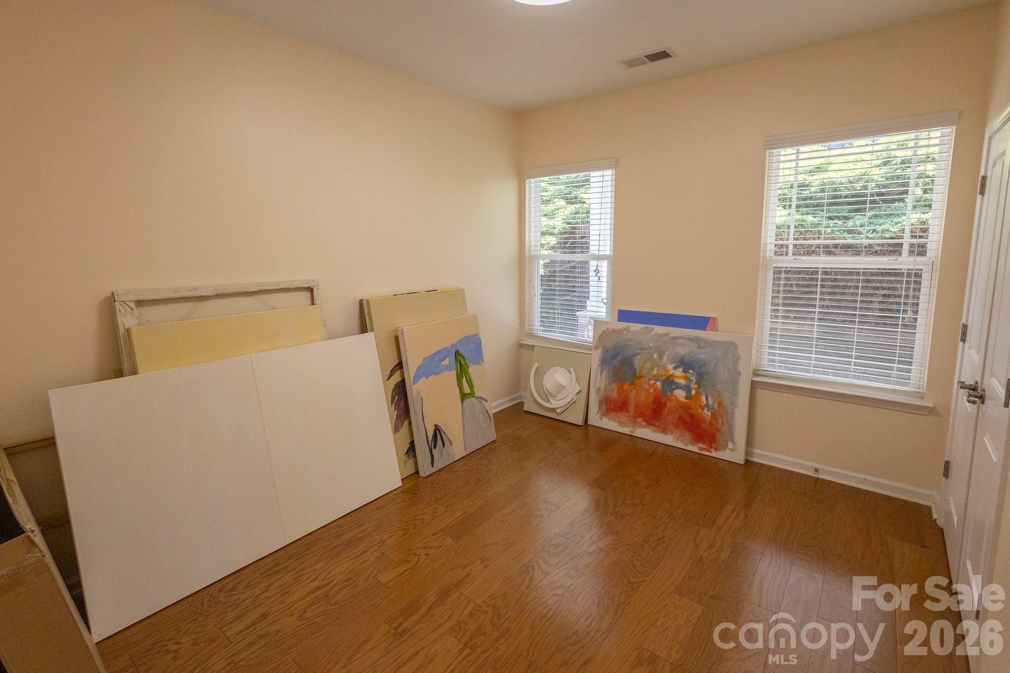 128 Lower Grassy Branch Road — Asheville