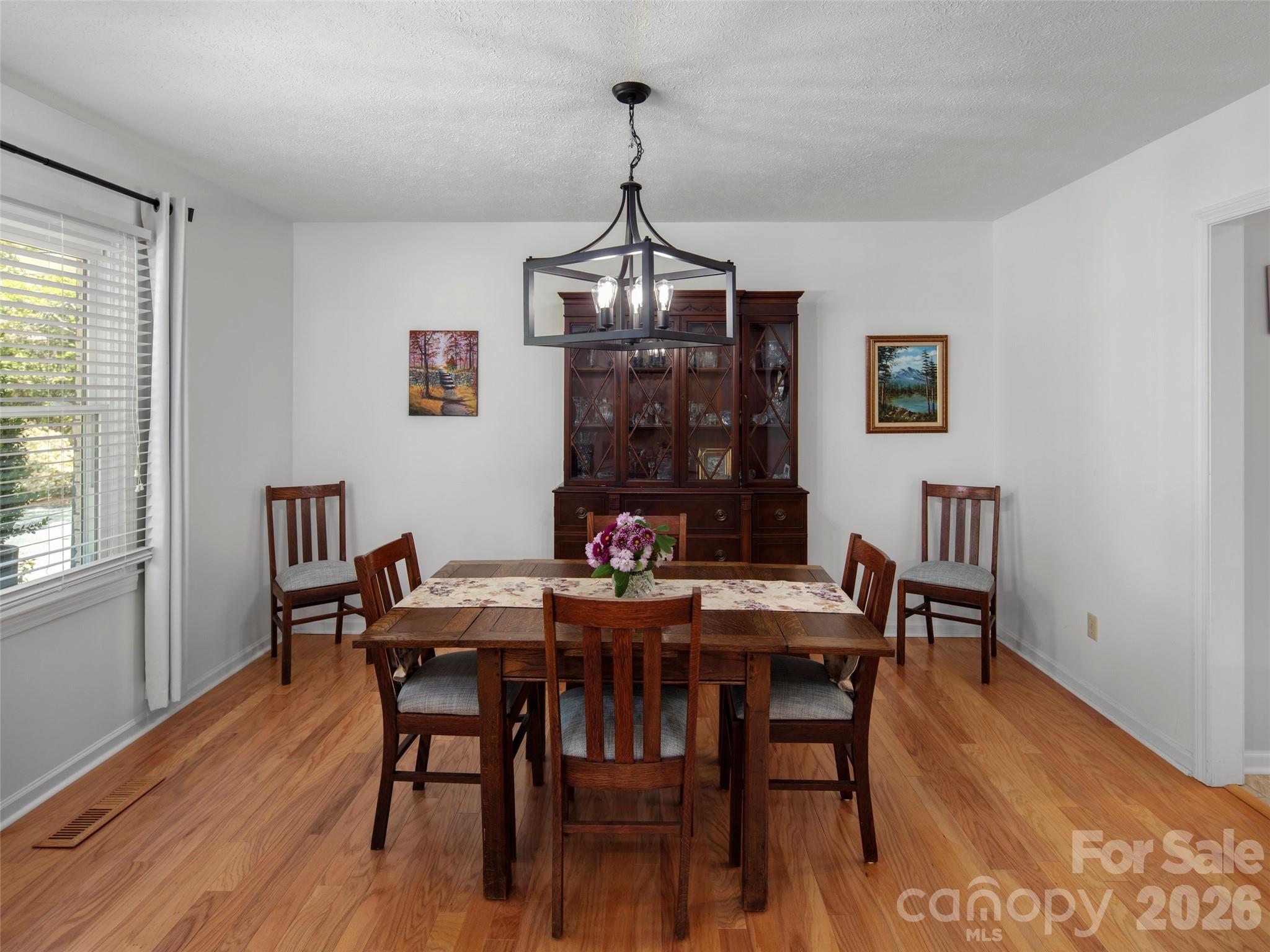 304 Wood Dale Drive — Hendersonville