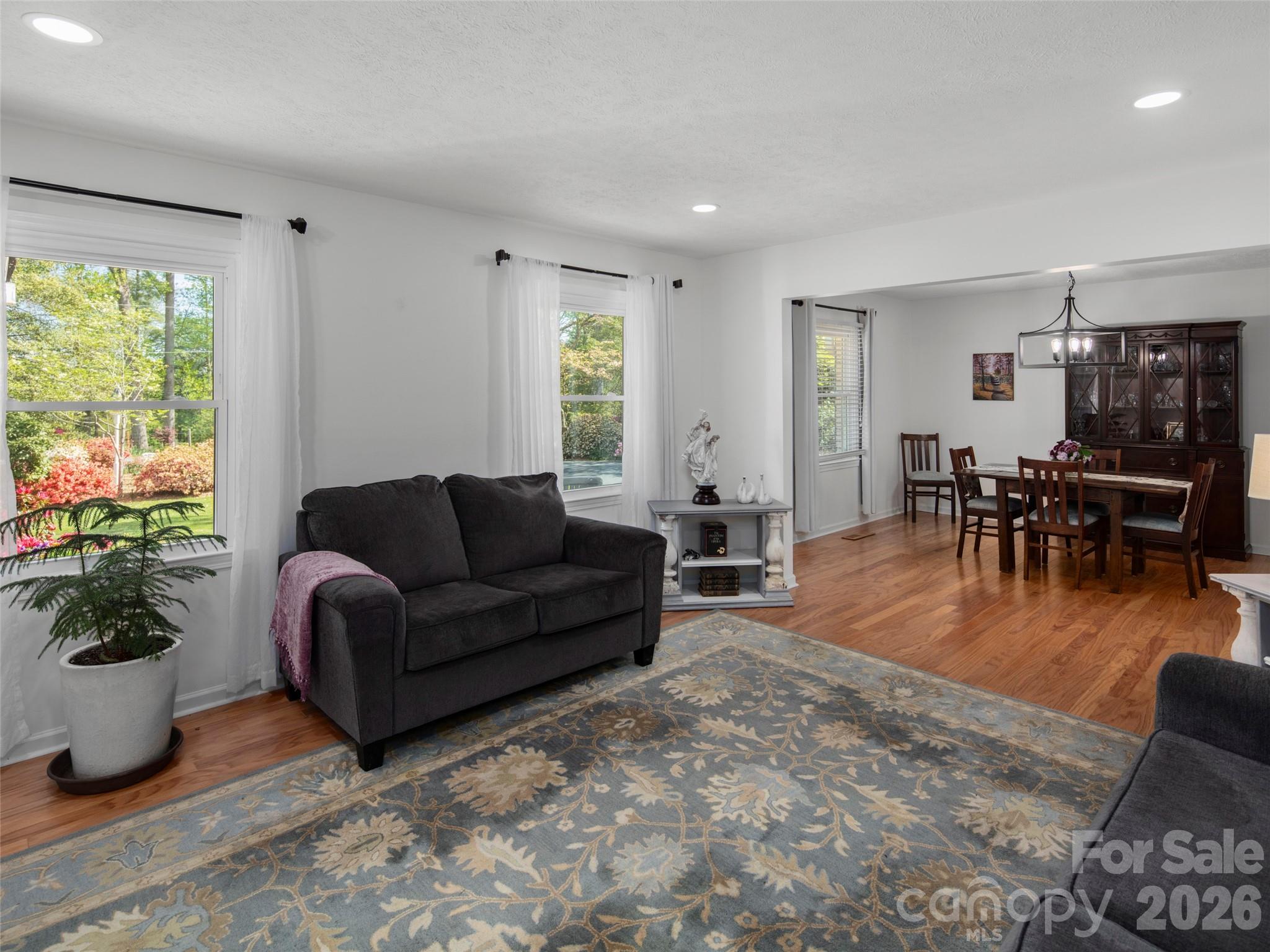 304 Wood Dale Drive — Hendersonville