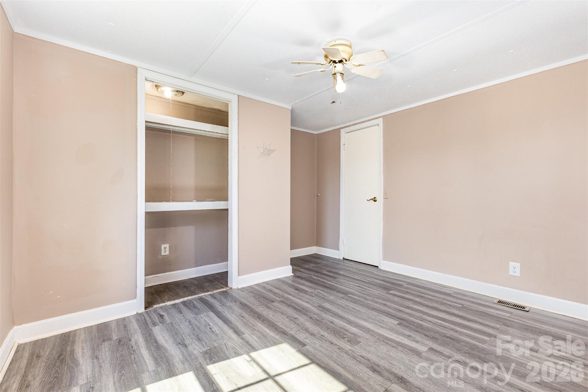 364 Paraham Road S — York