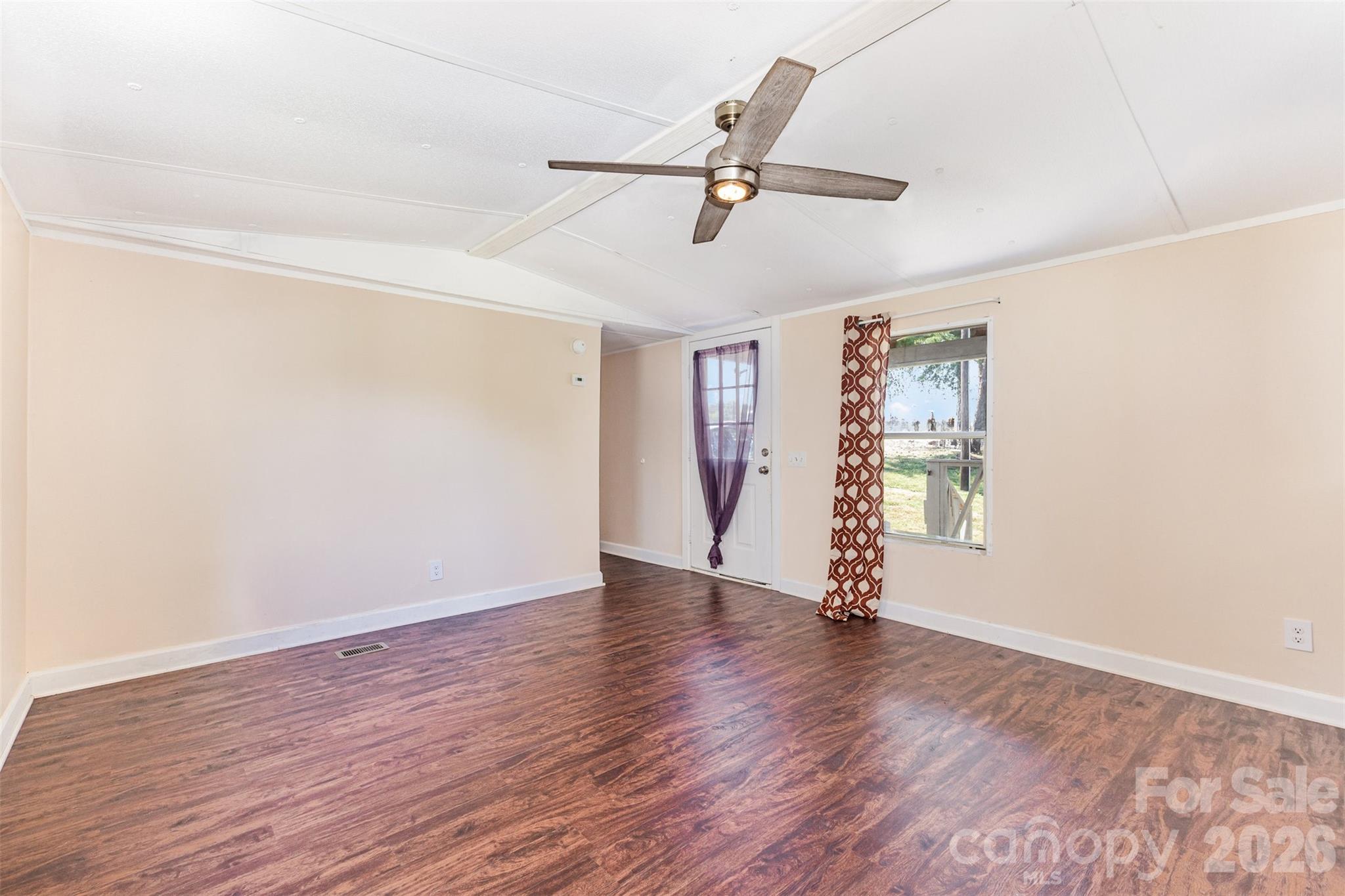 364 Paraham Road S — York