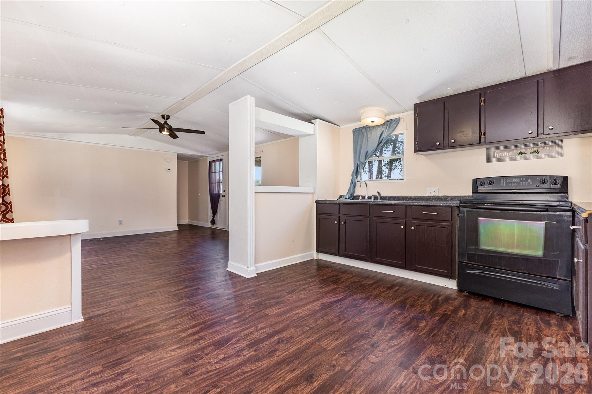 364 Paraham Road S — York