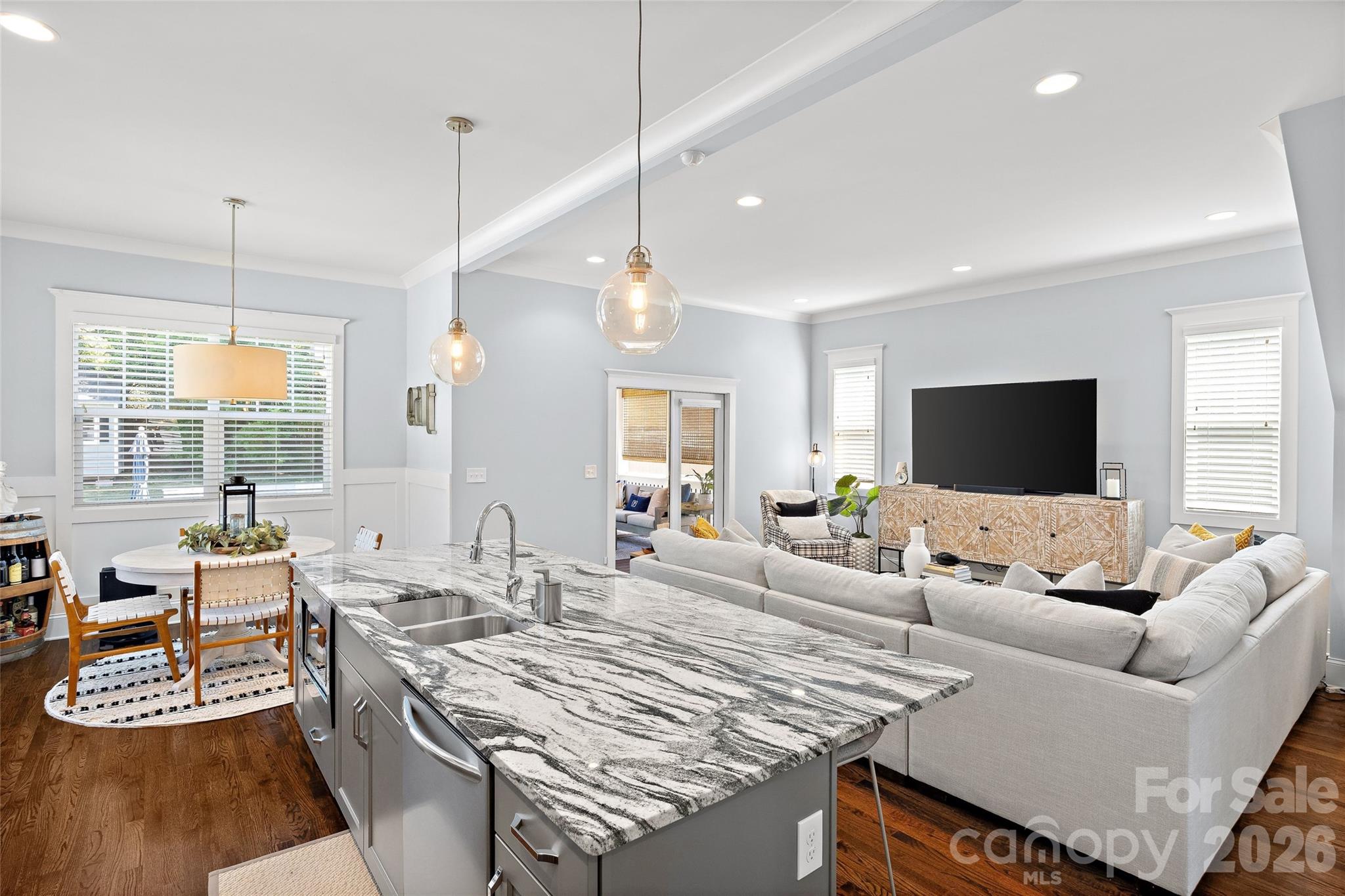 1421 Downs Avenue — Charlotte