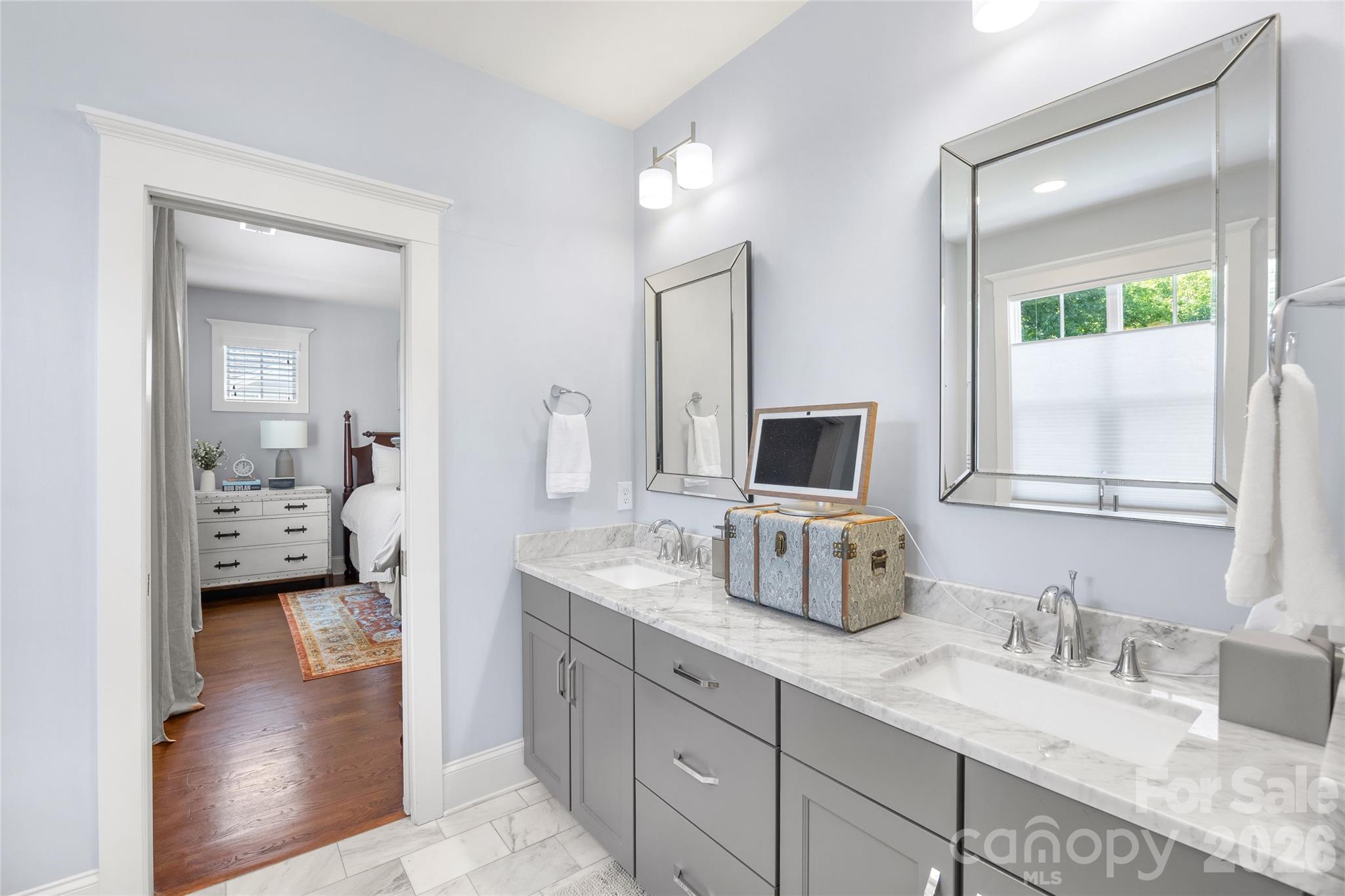 1421 Downs Avenue — Charlotte