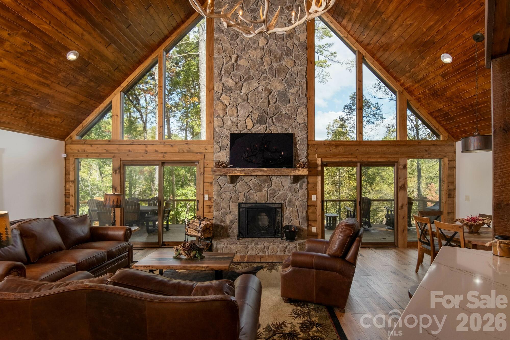 2108 River Hill Road — Murphy