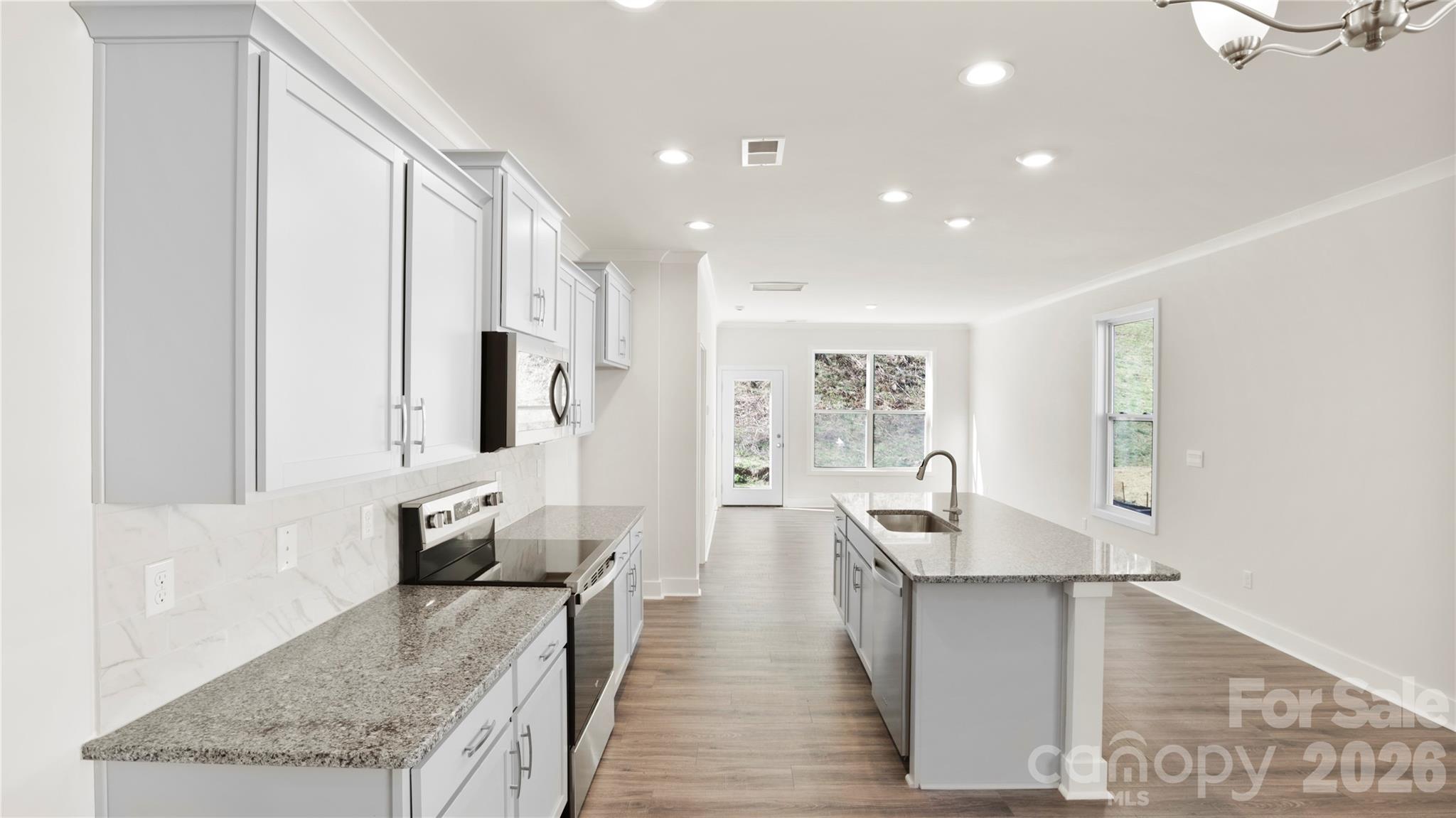 128 Sugg Trail — Weaverville