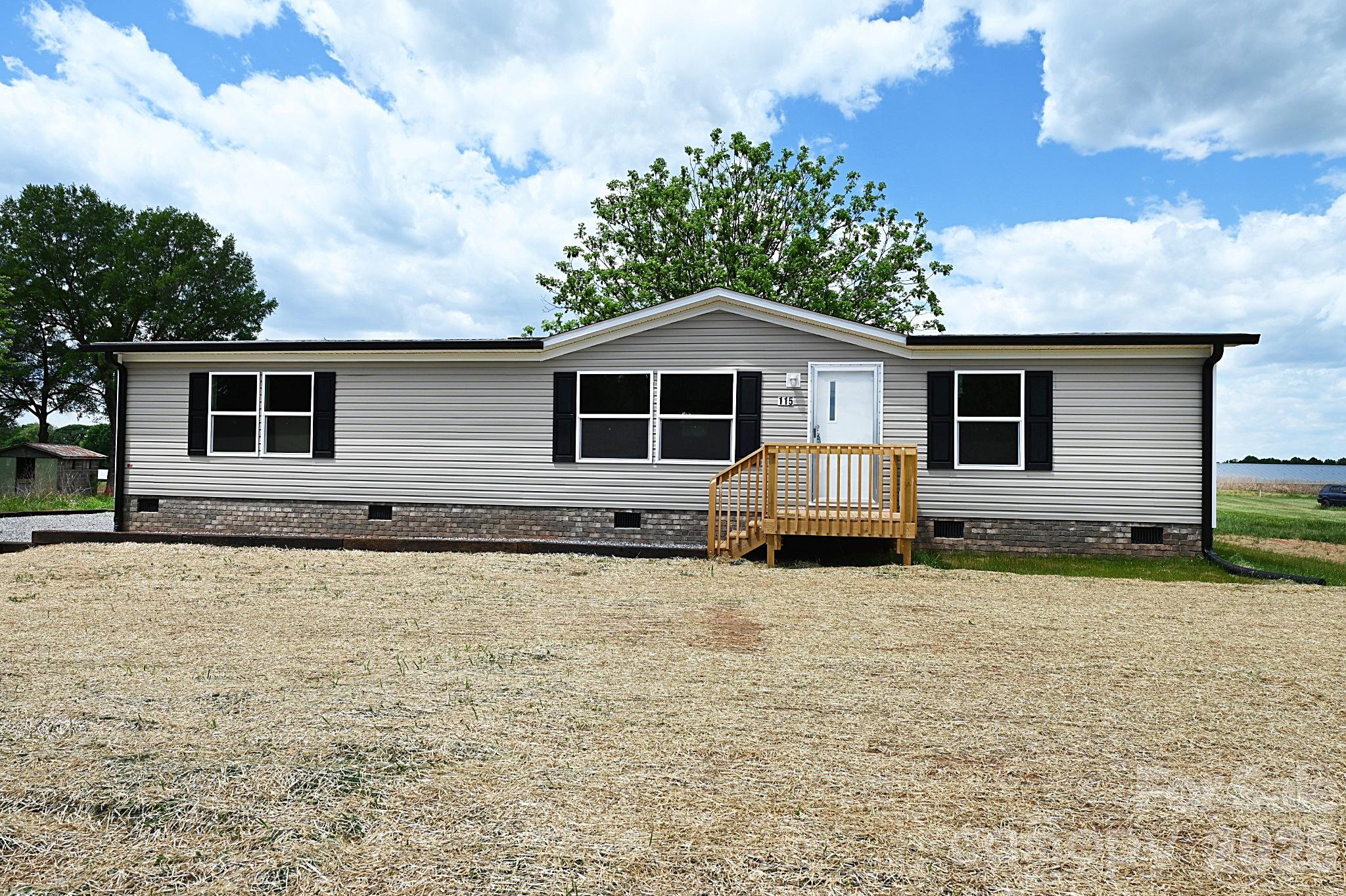 115 Stonydell Drive — Stony Point