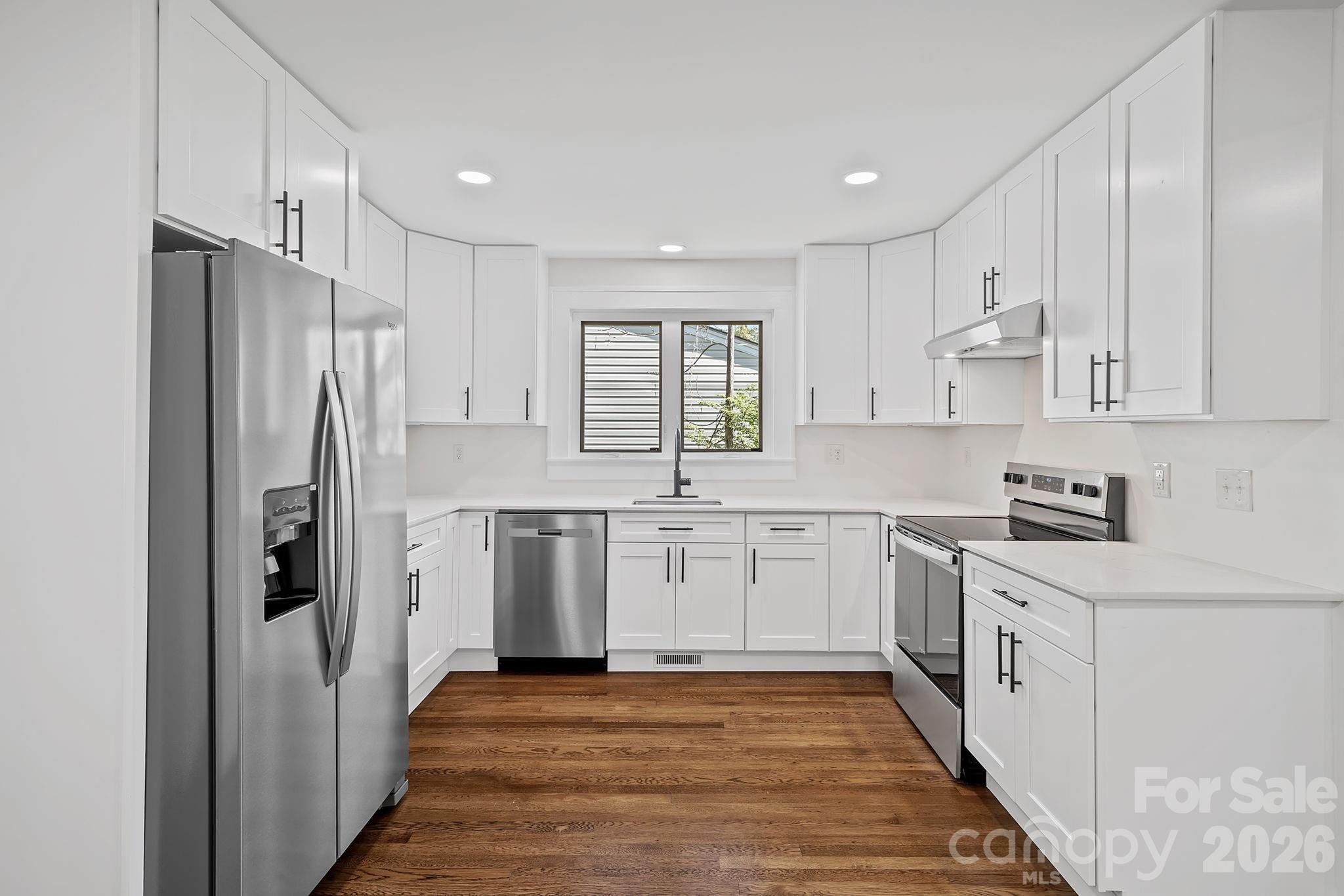 154 Laurel Loop — Asheville