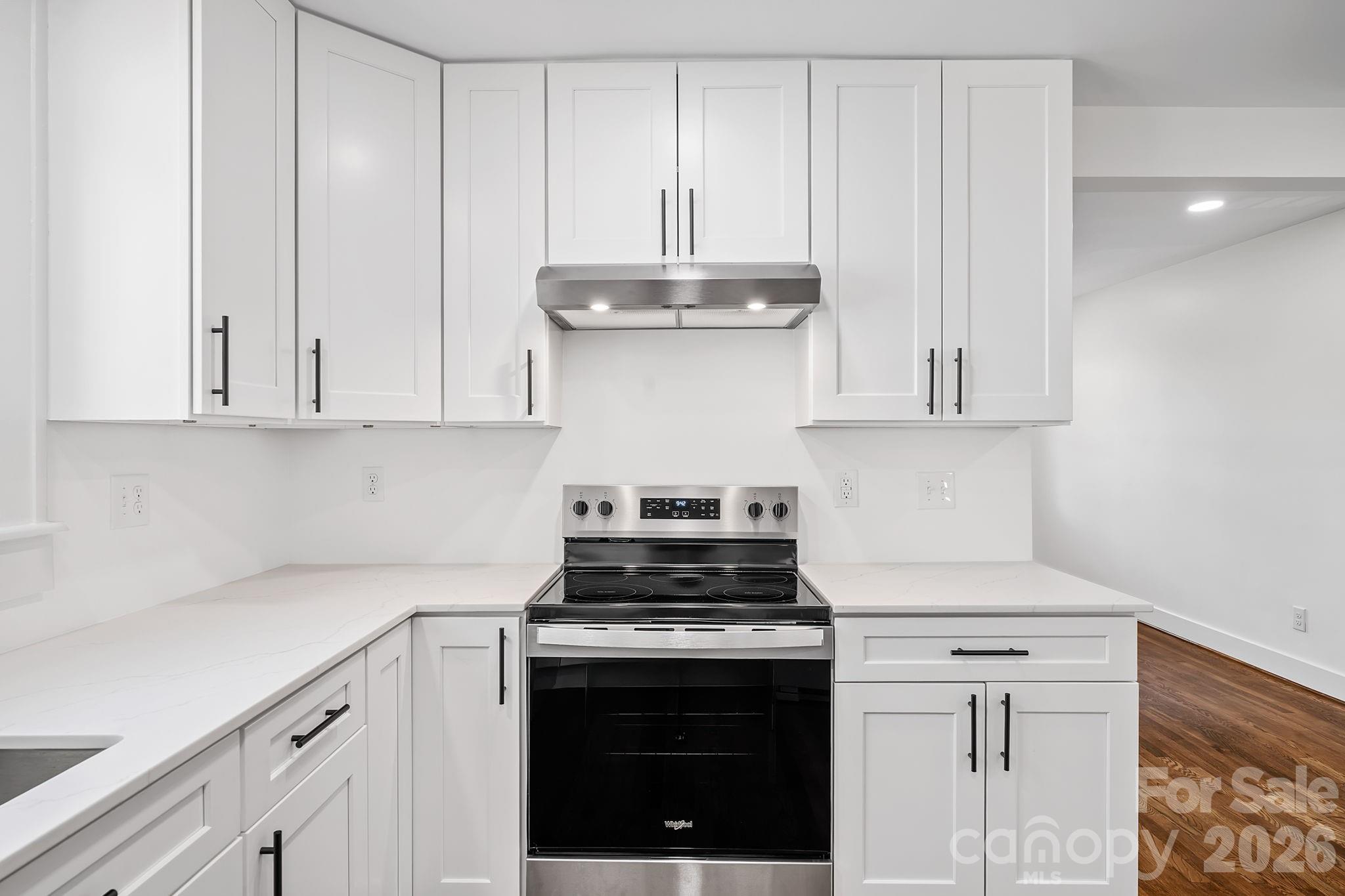 154 Laurel Loop — Asheville