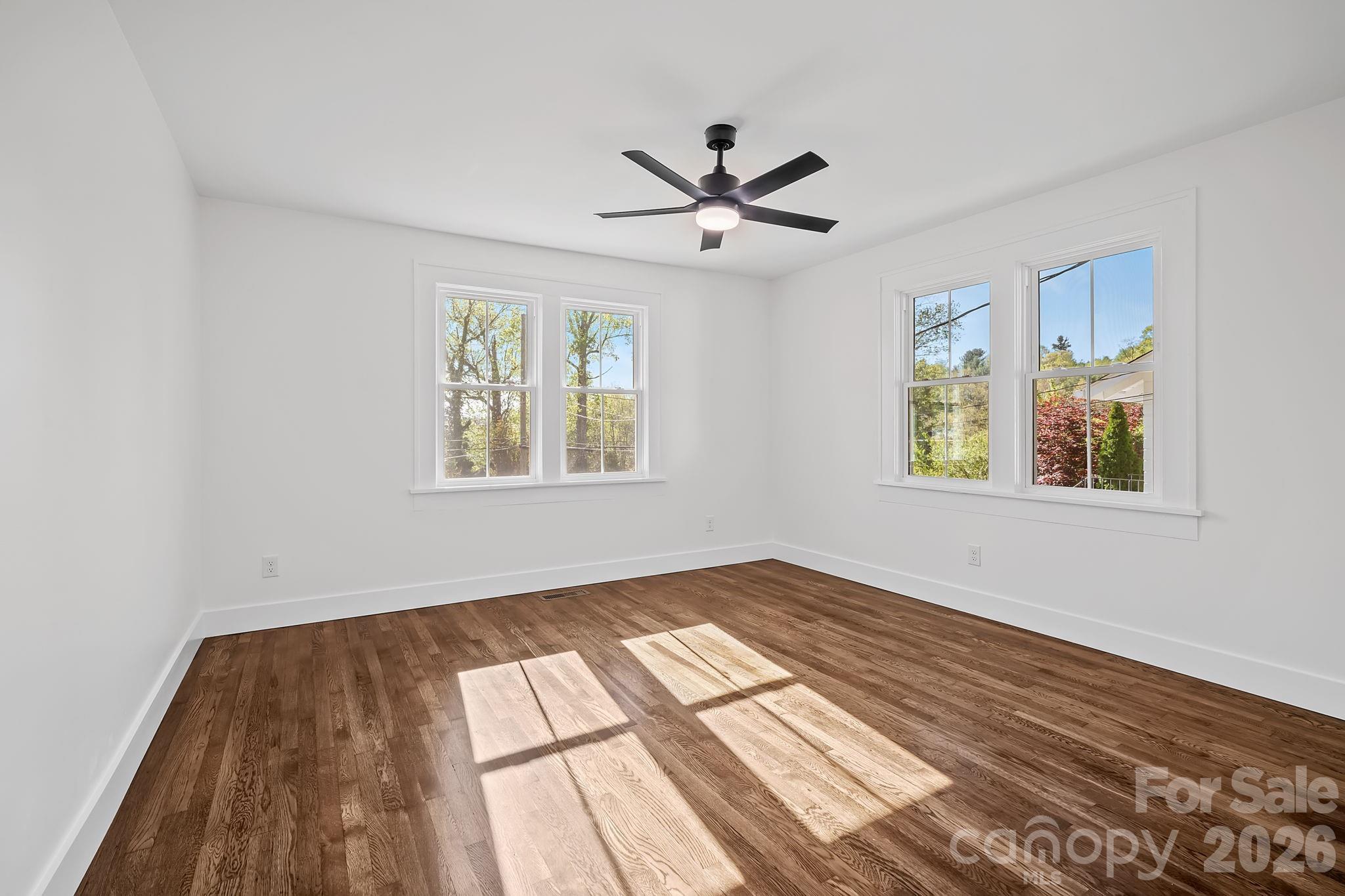 154 Laurel Loop — Asheville