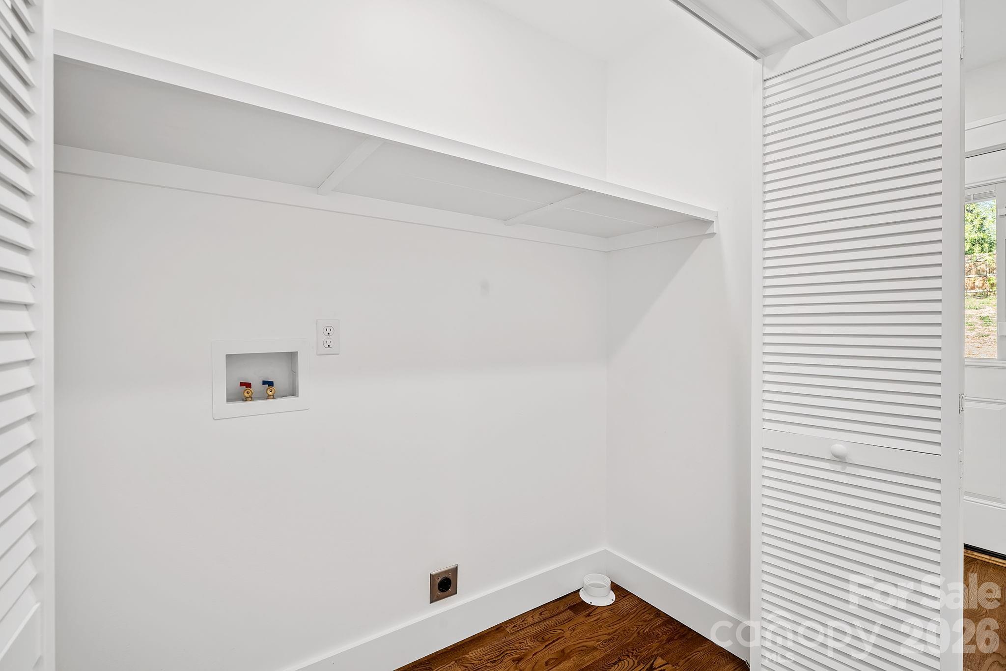 154 Laurel Loop — Asheville