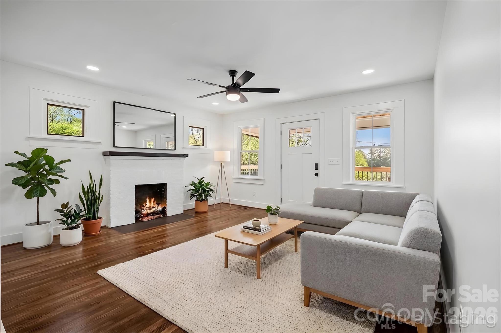 154 Laurel Loop — Asheville