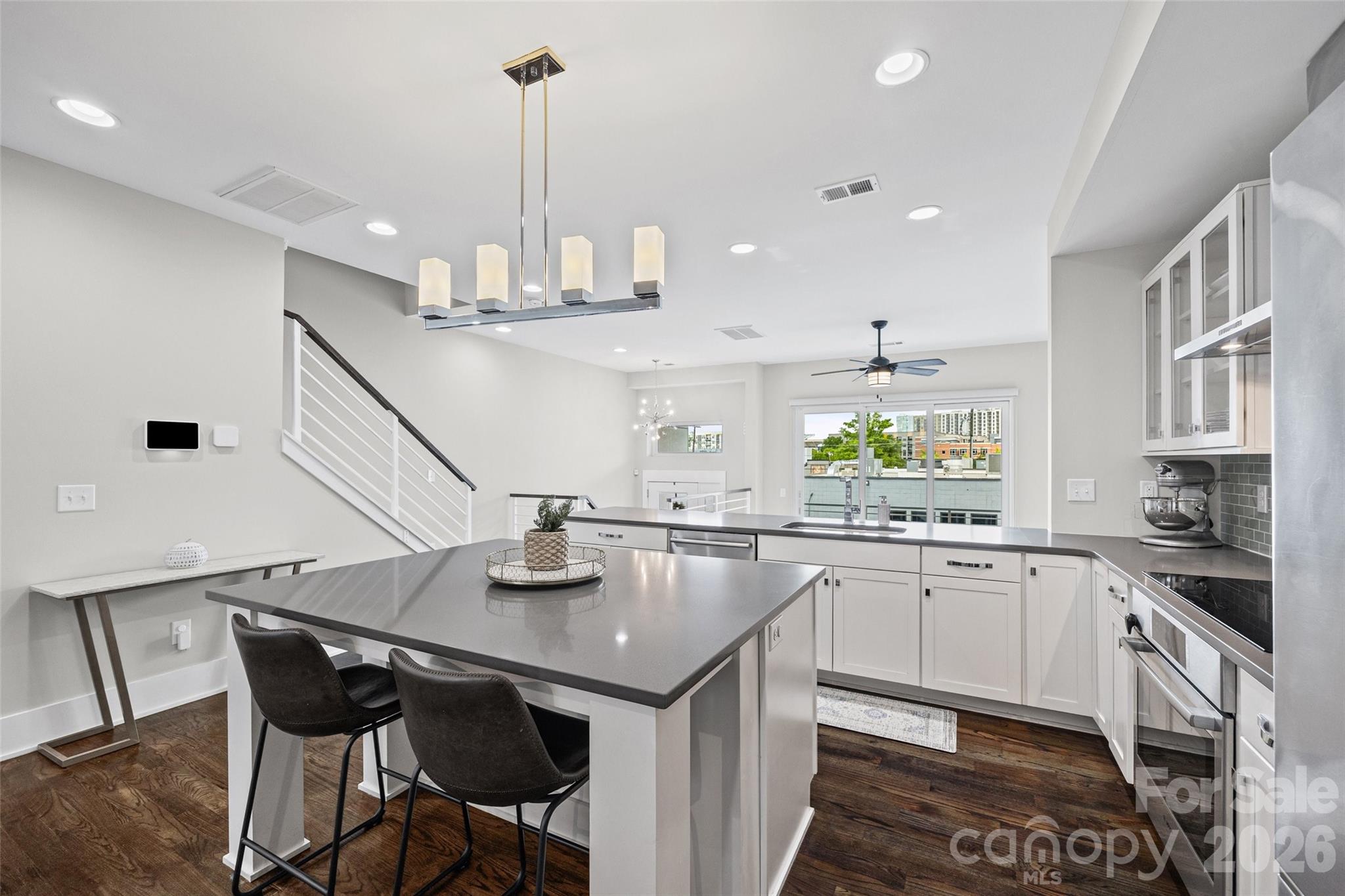 1428 S Church Street — Charlotte