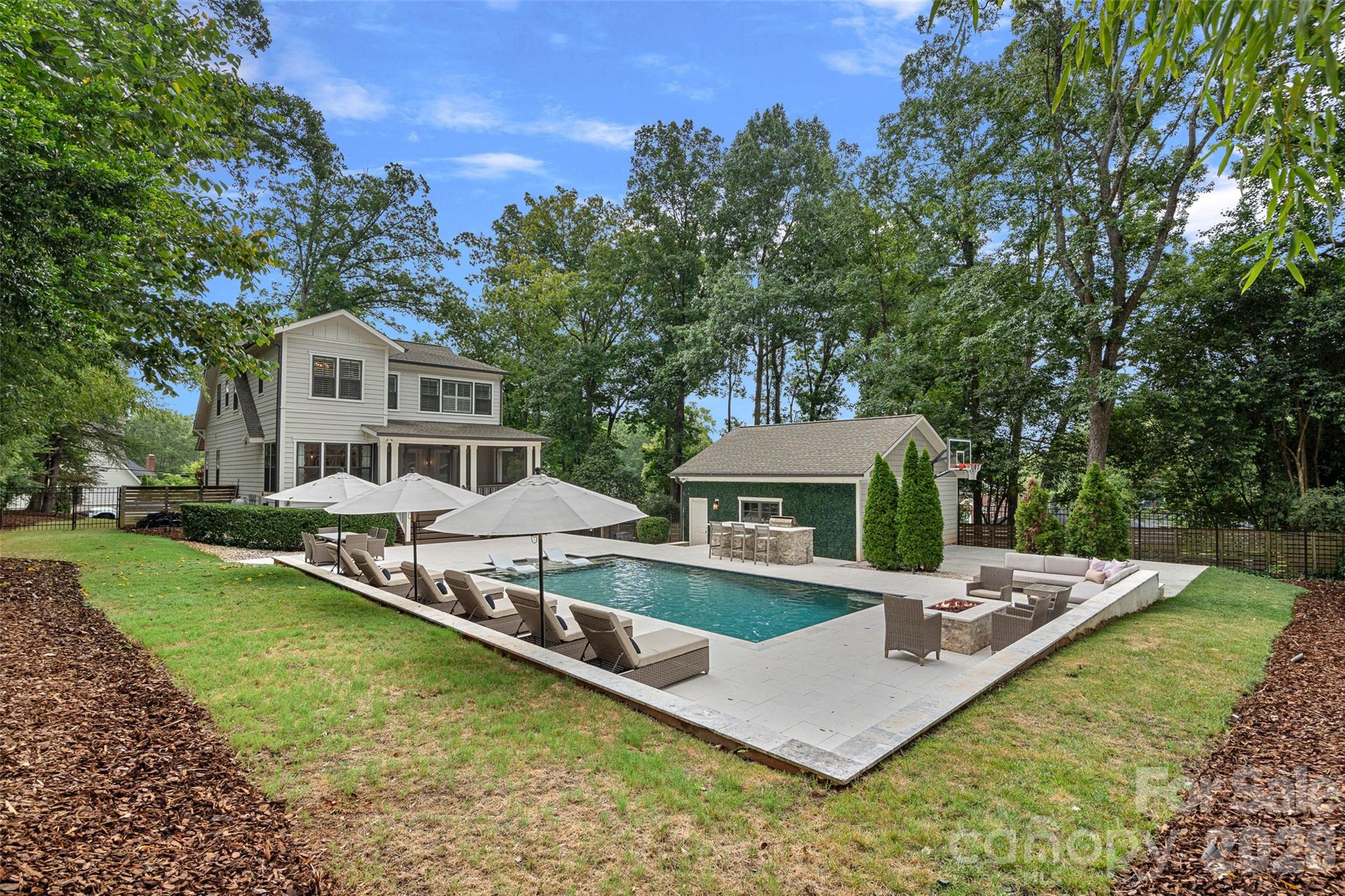 4316 Tangle Drive — Charlotte