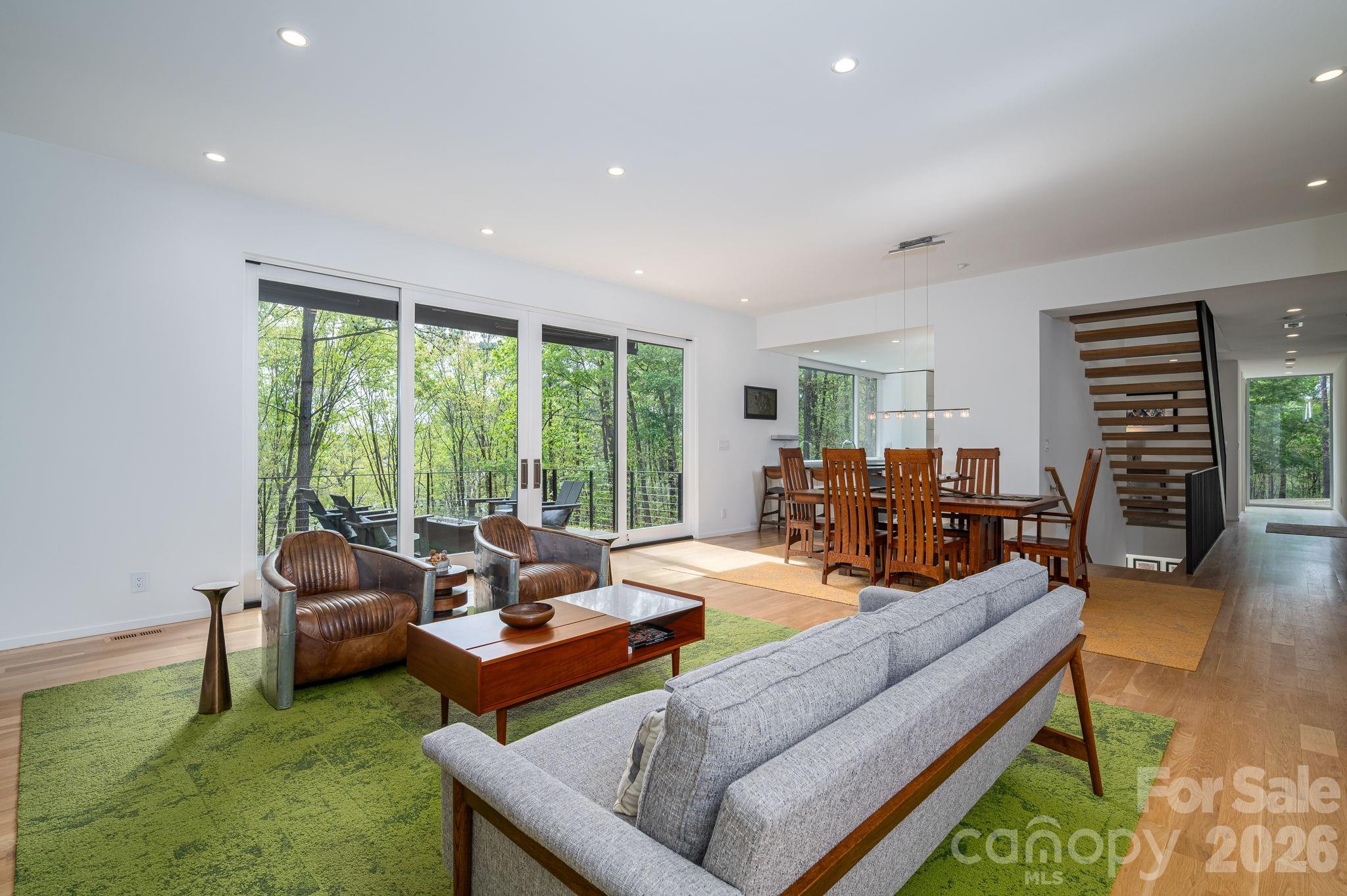 123 Honeydew Circle — Troutman