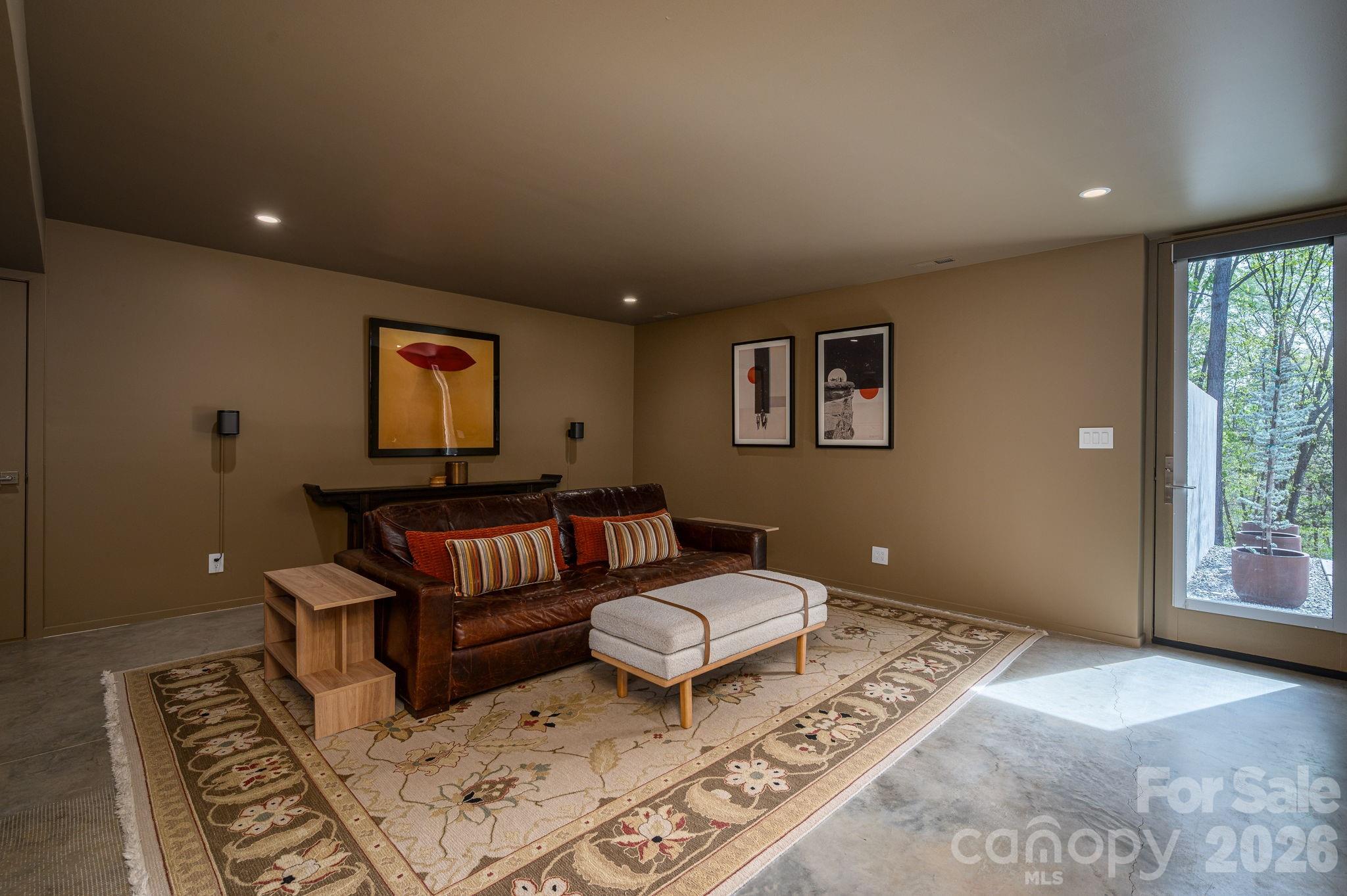 123 Honeydew Circle — Troutman