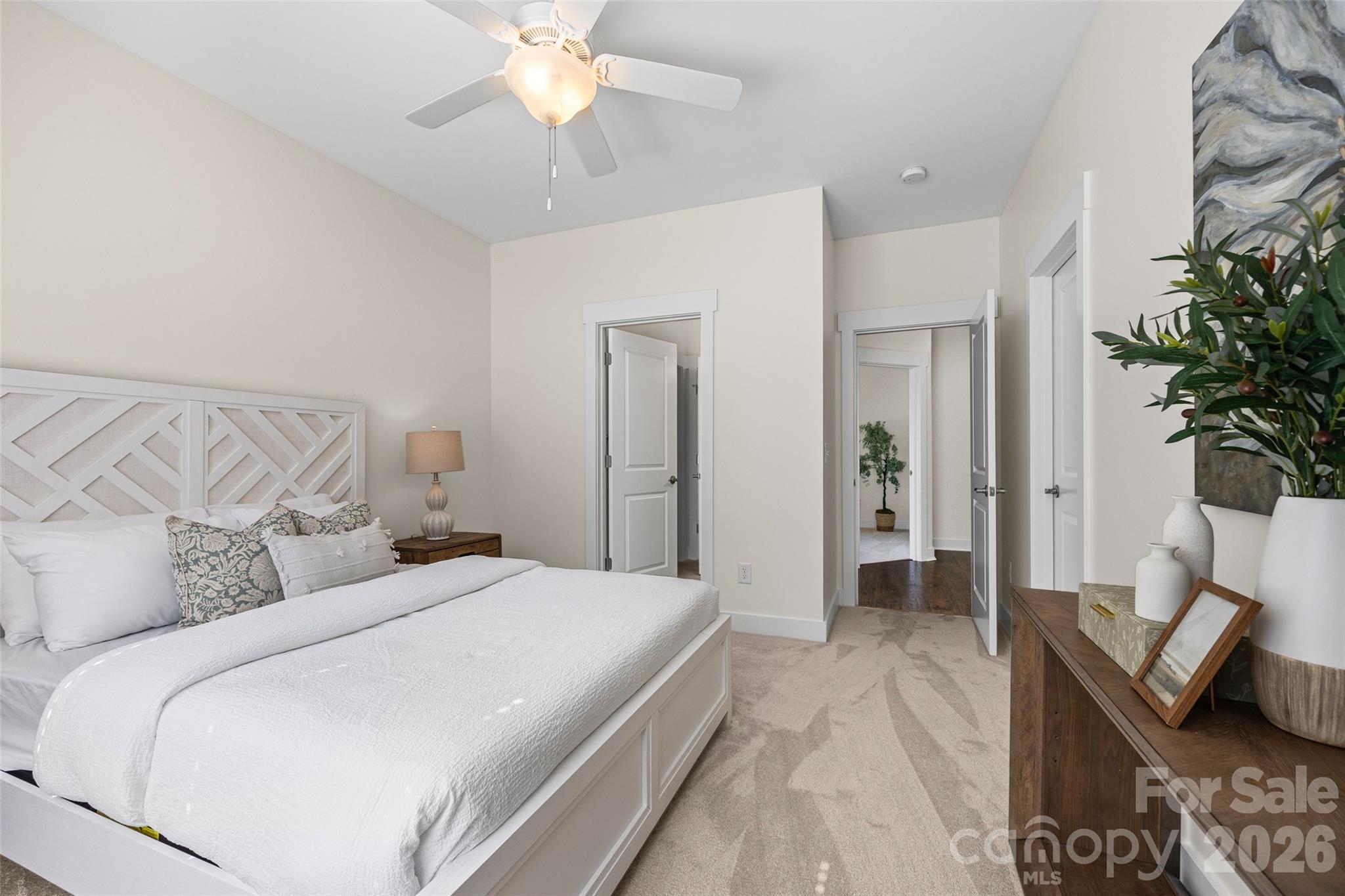 2562 Roseview Lane — Charlotte