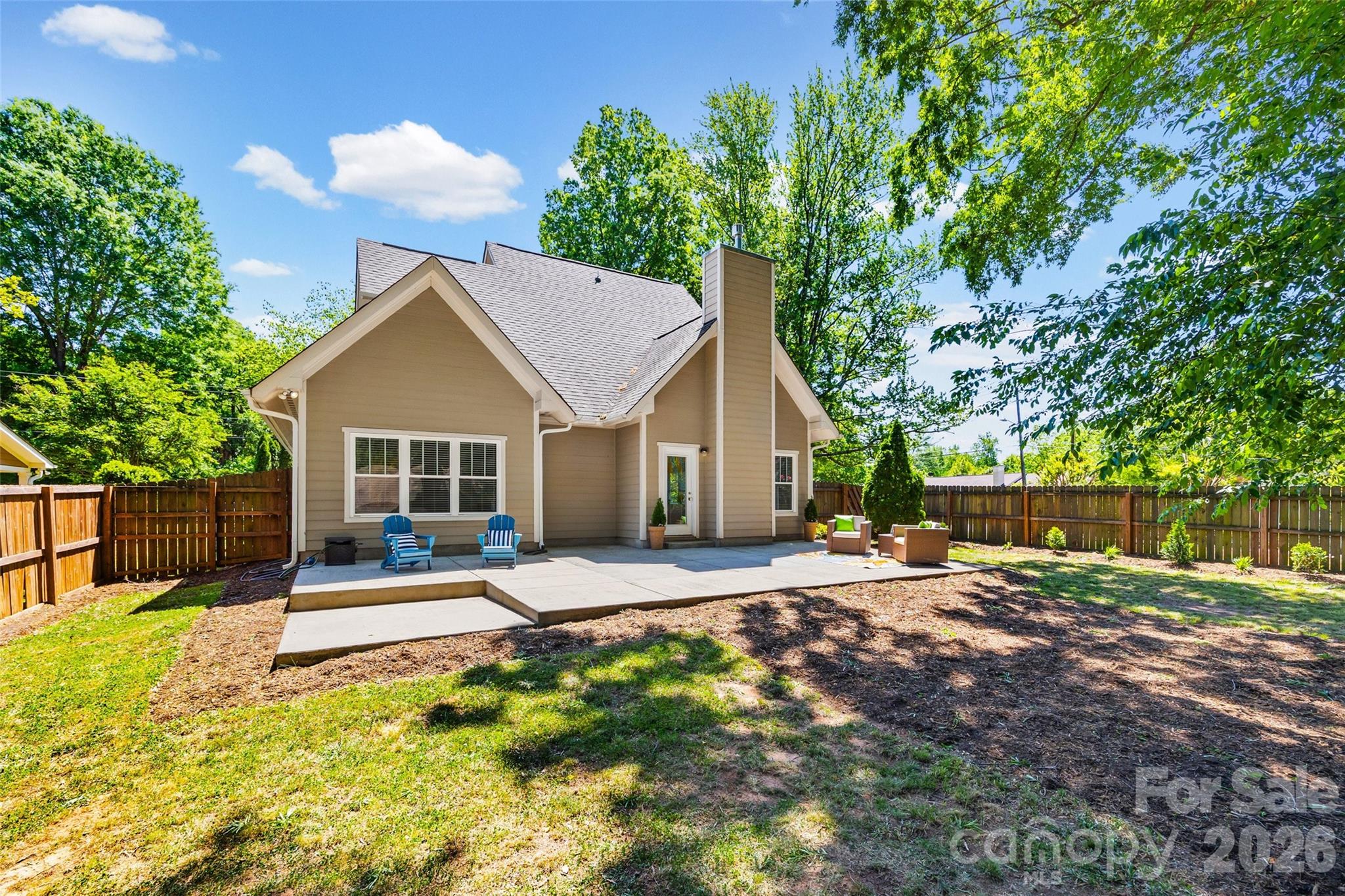 2562 Roseview Lane — Charlotte