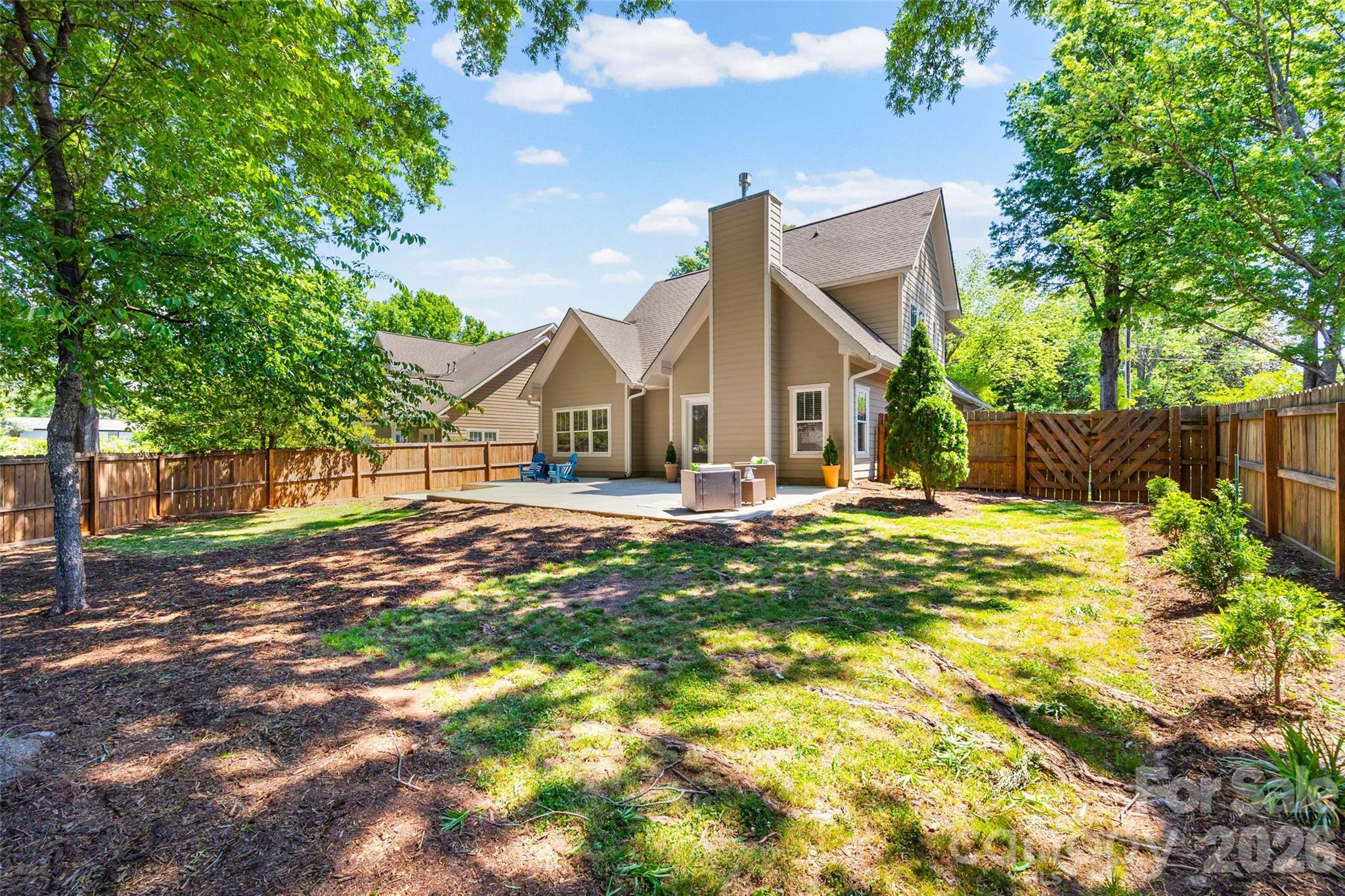 2562 Roseview Lane — Charlotte