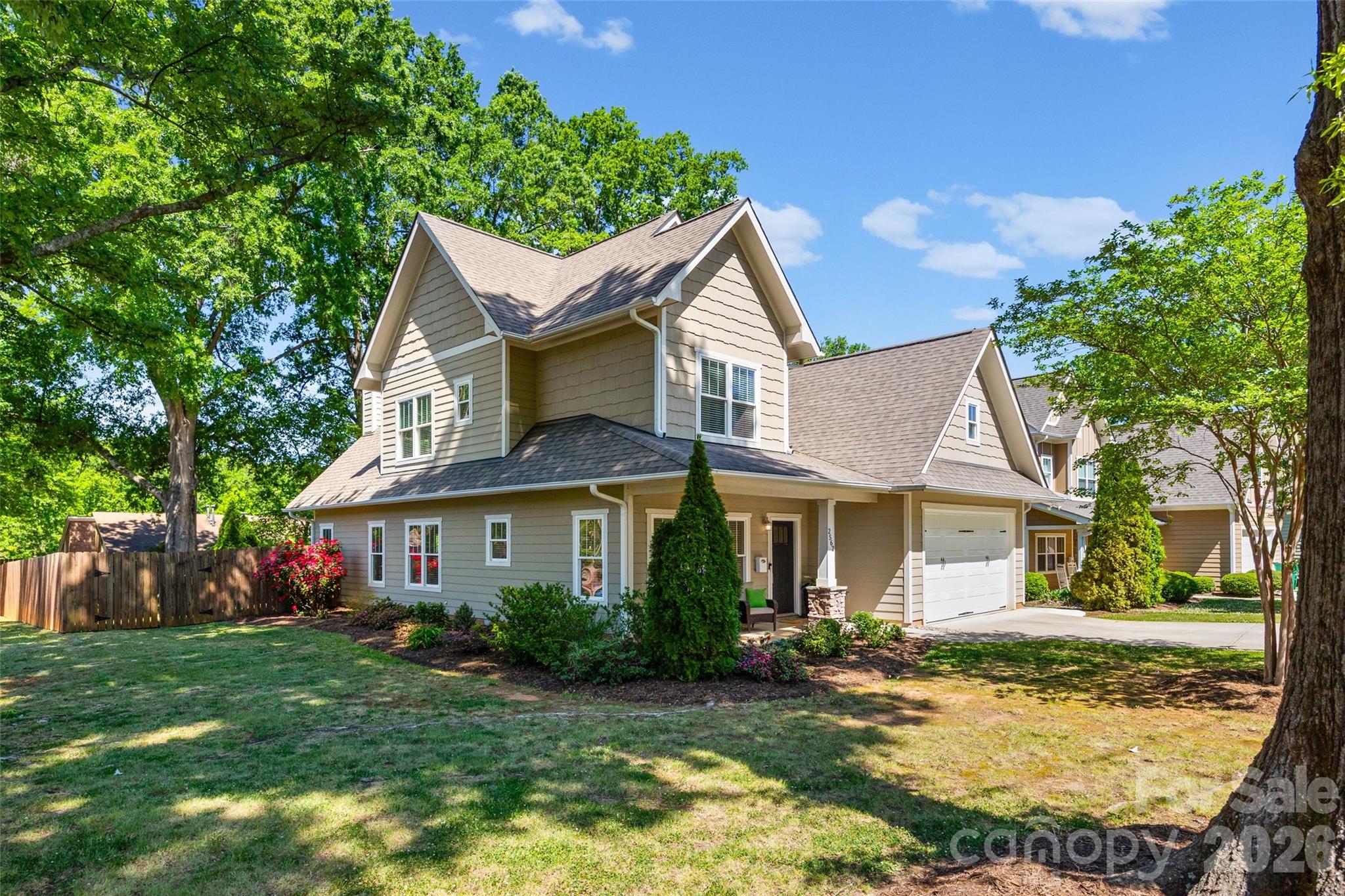 2562 Roseview Lane — Charlotte