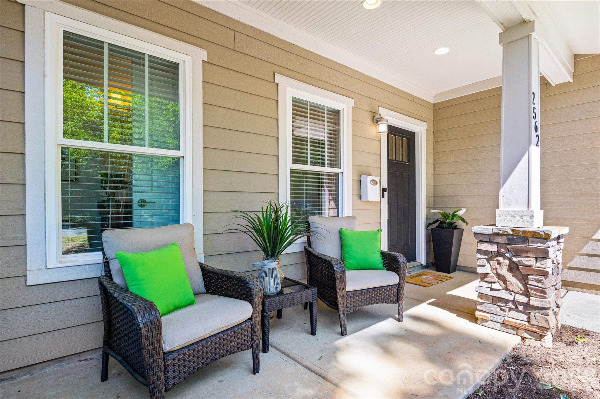 2562 Roseview Lane — Charlotte
