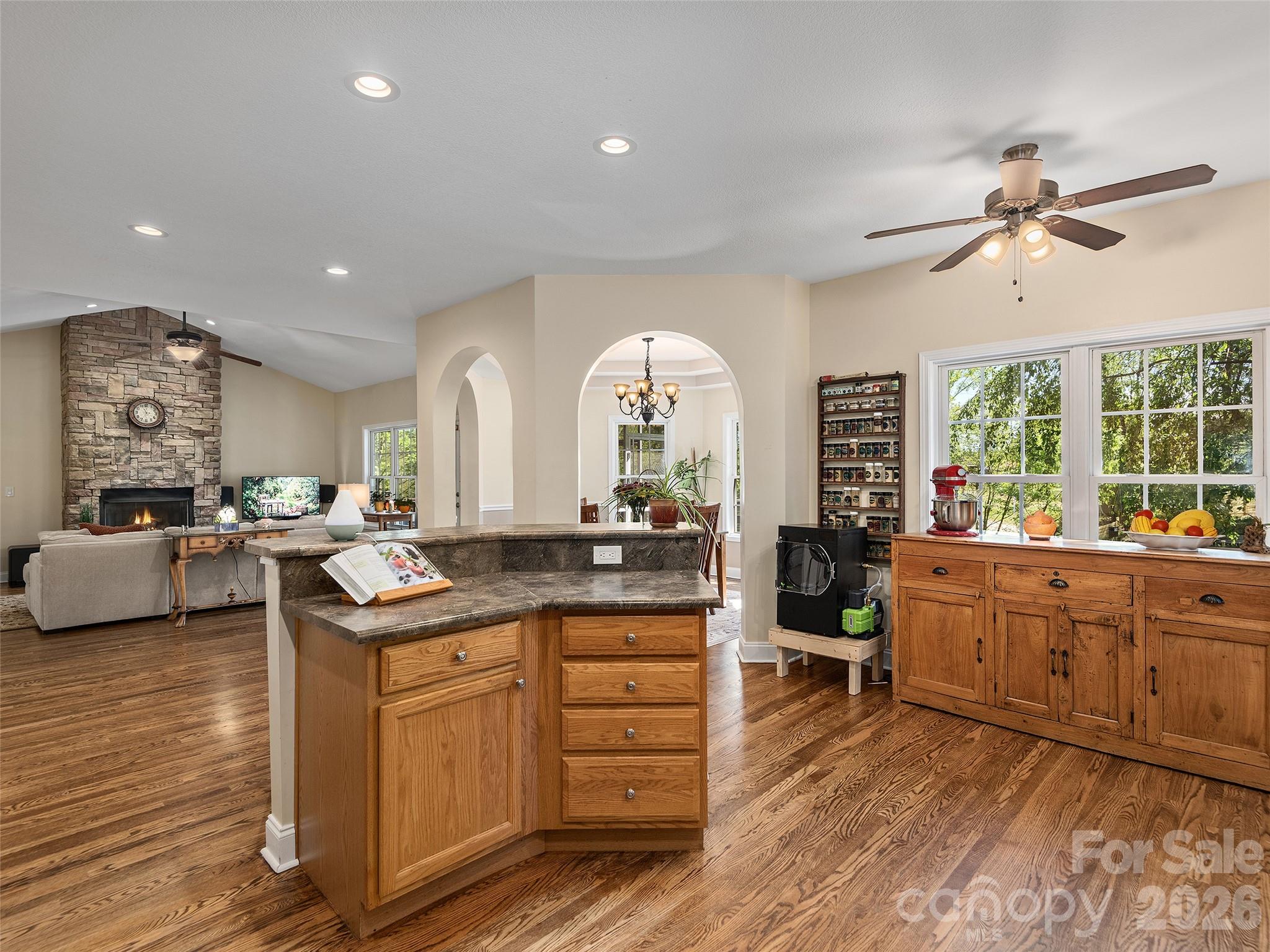 37 Crimson Lane — Hendersonville